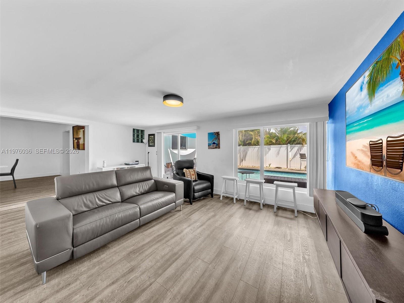 CORAL RIDGE ISLES - Residential