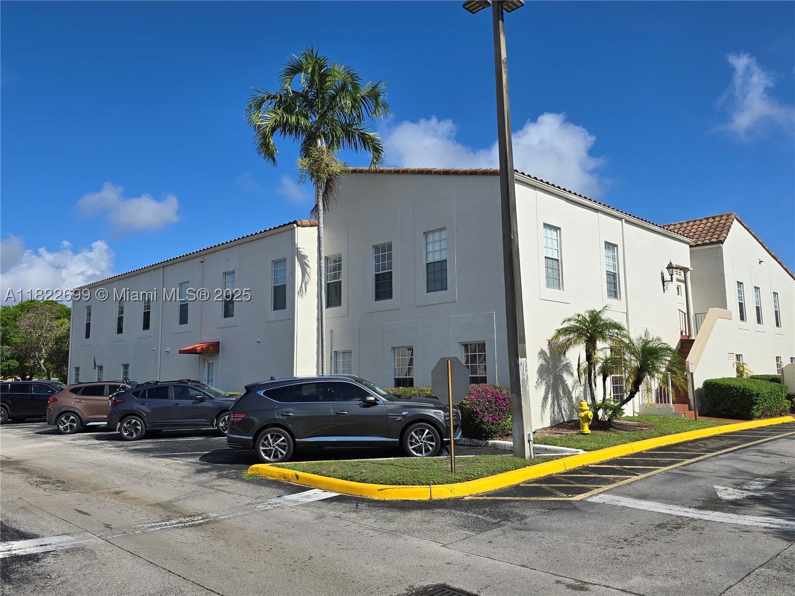 7777 N University Dr 101
