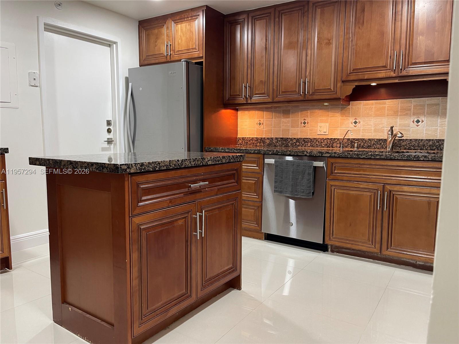 RENAISSANCE OF POMPANO BE - Residential Lease