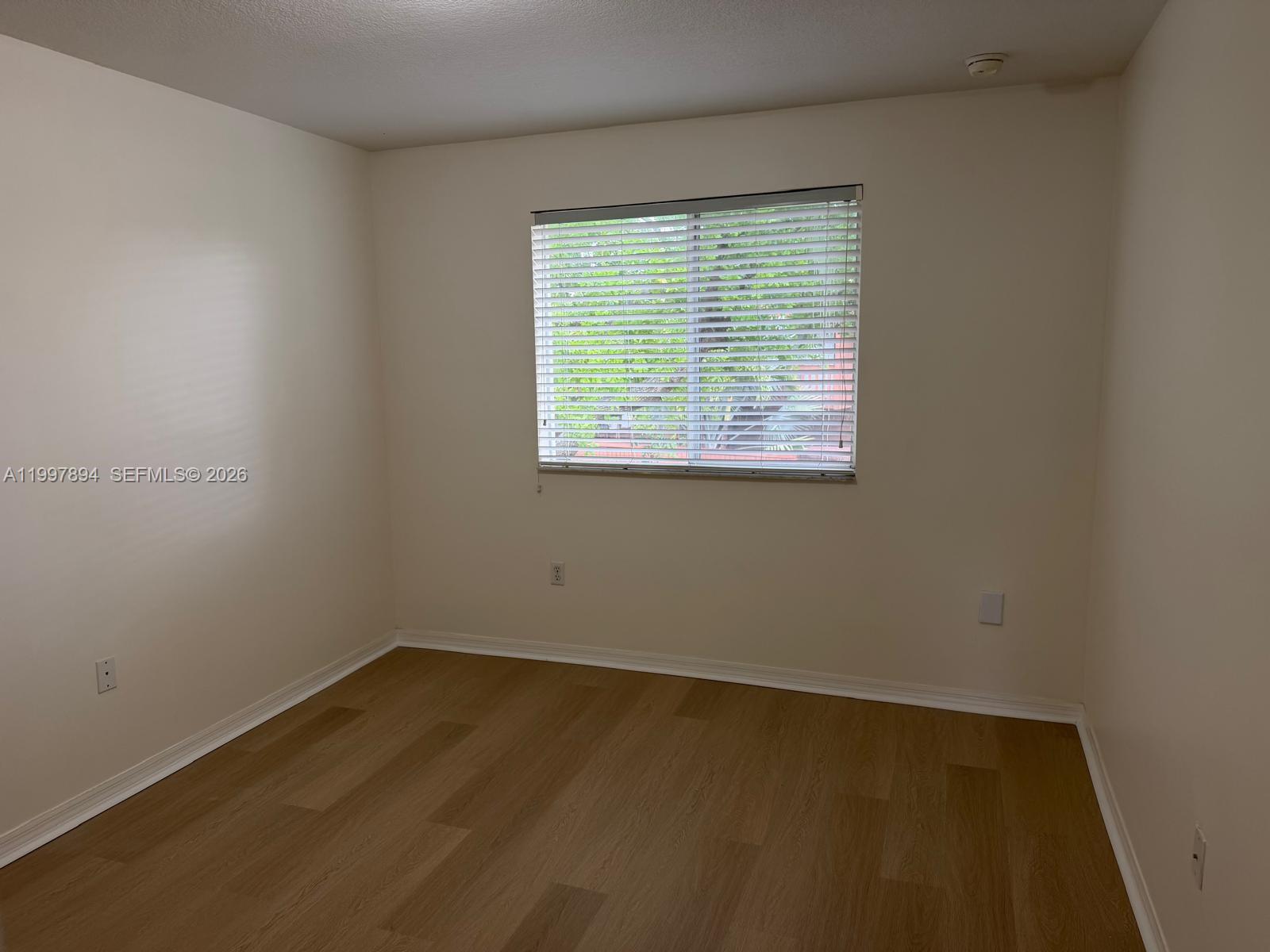 THE VILLAS AT SNAPPER VIL - Residential Lease