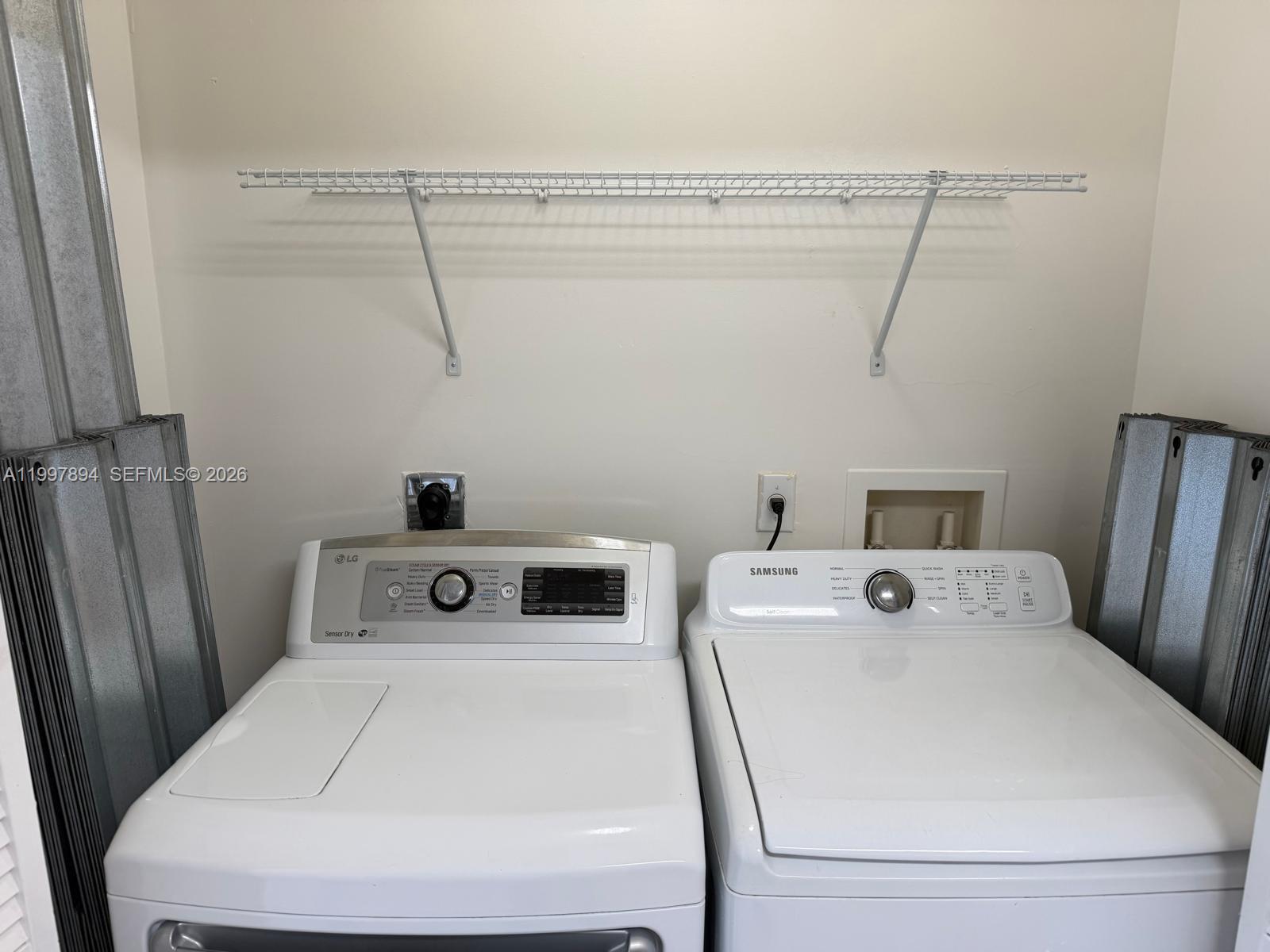 THE VILLAS AT SNAPPER VIL - Residential Lease