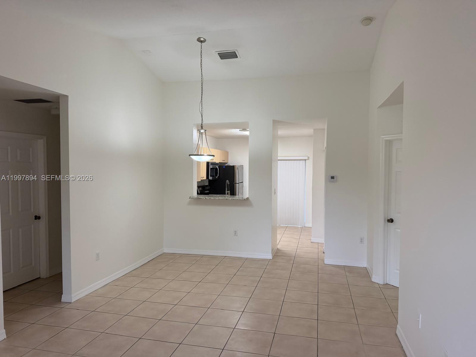 THE VILLAS AT SNAPPER VIL - Residential Lease