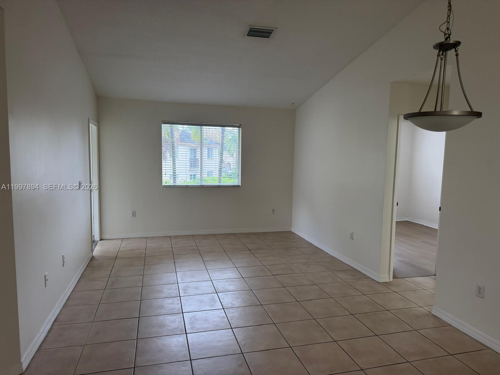 THE VILLAS AT SNAPPER VIL - Residential Lease