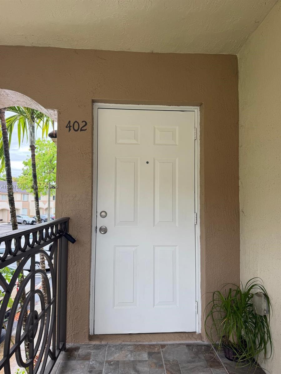 THE VILLAS AT SNAPPER VIL - Residential Lease