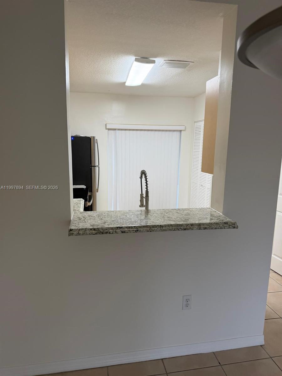 THE VILLAS AT SNAPPER VIL - Residential Lease