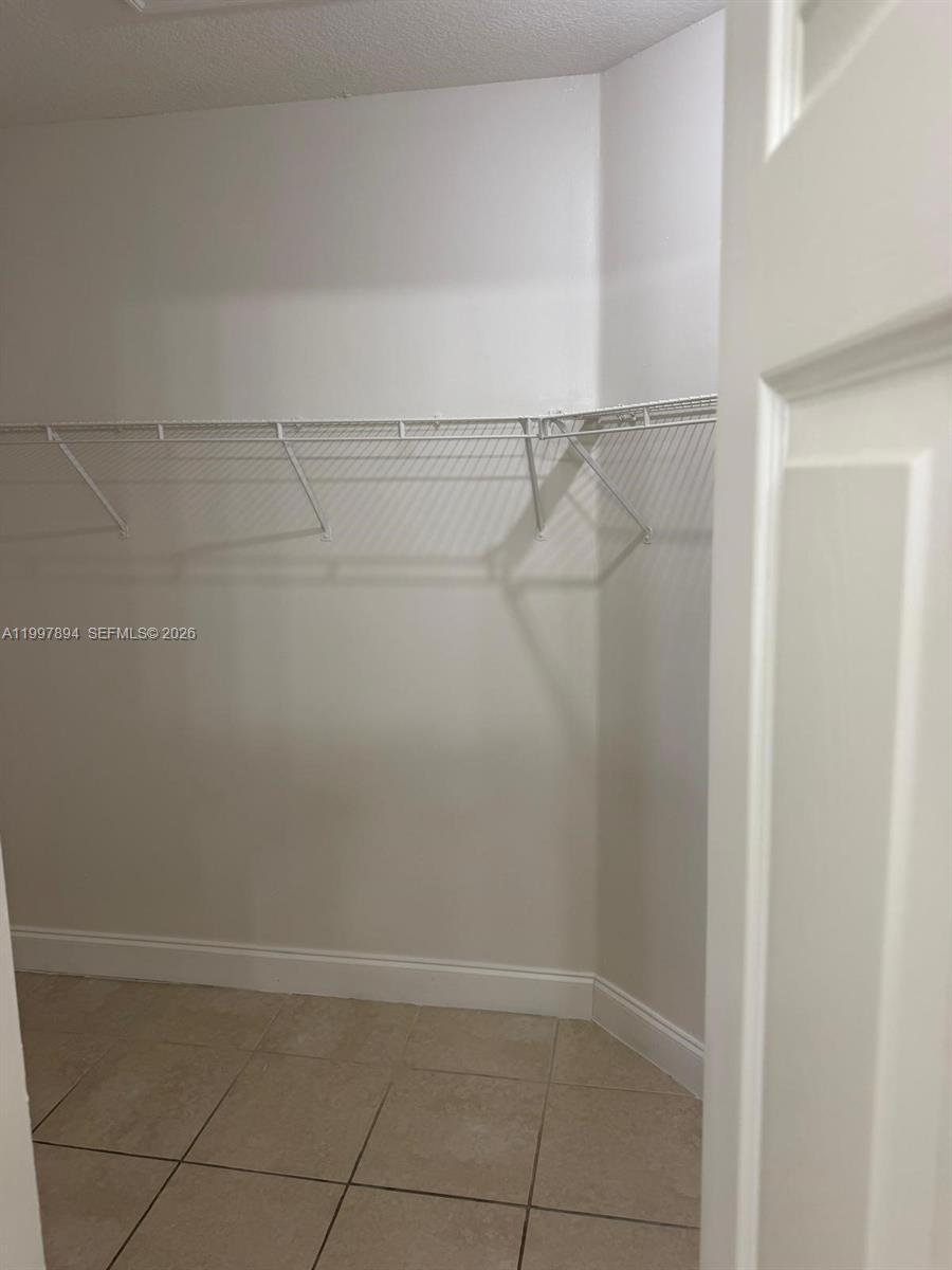 THE VILLAS AT SNAPPER VIL - Residential Lease