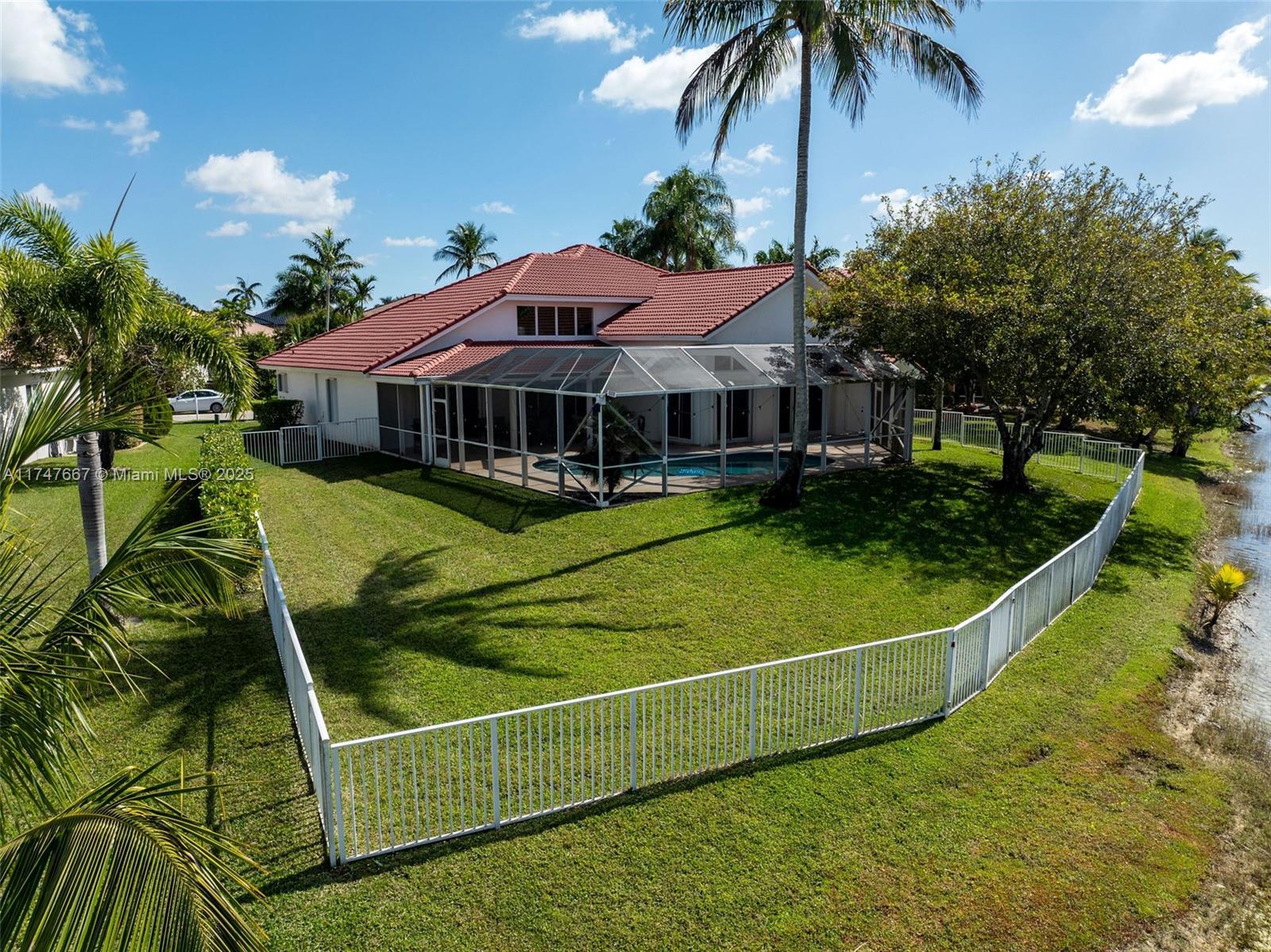 SILVER LAKES AT PEMBROKE - Residential
