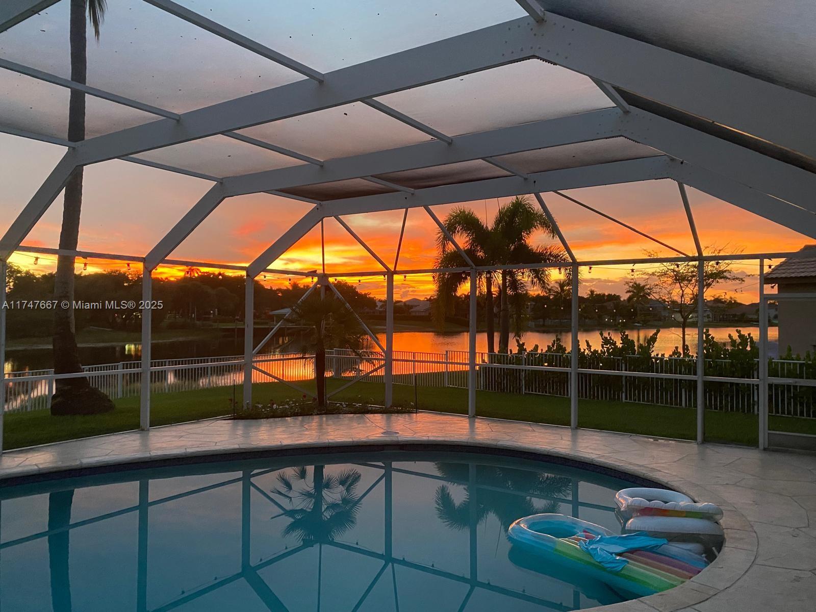 SILVER LAKES AT PEMBROKE - Residential