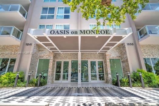 1850 monroe 406, Hollywood, FL, 33020/$470,000 1 1850 monroe 406