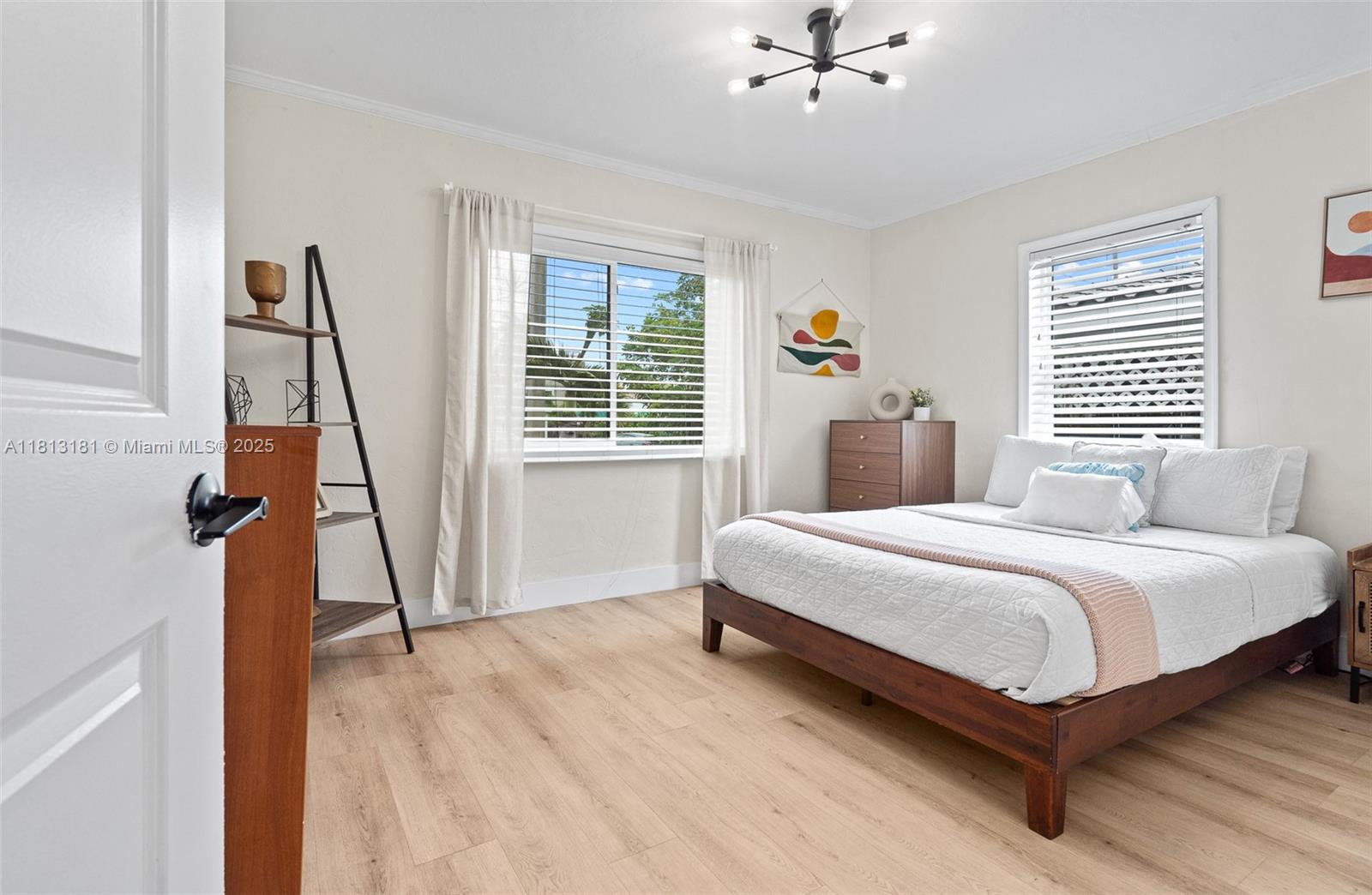 ST JAMES COURT - Residential