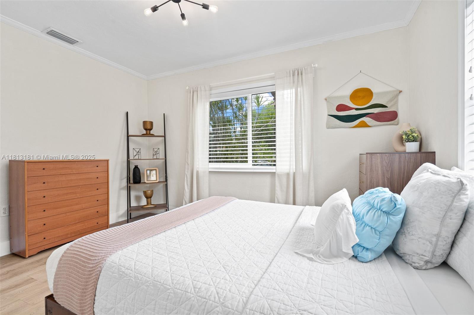 ST JAMES COURT - Residential