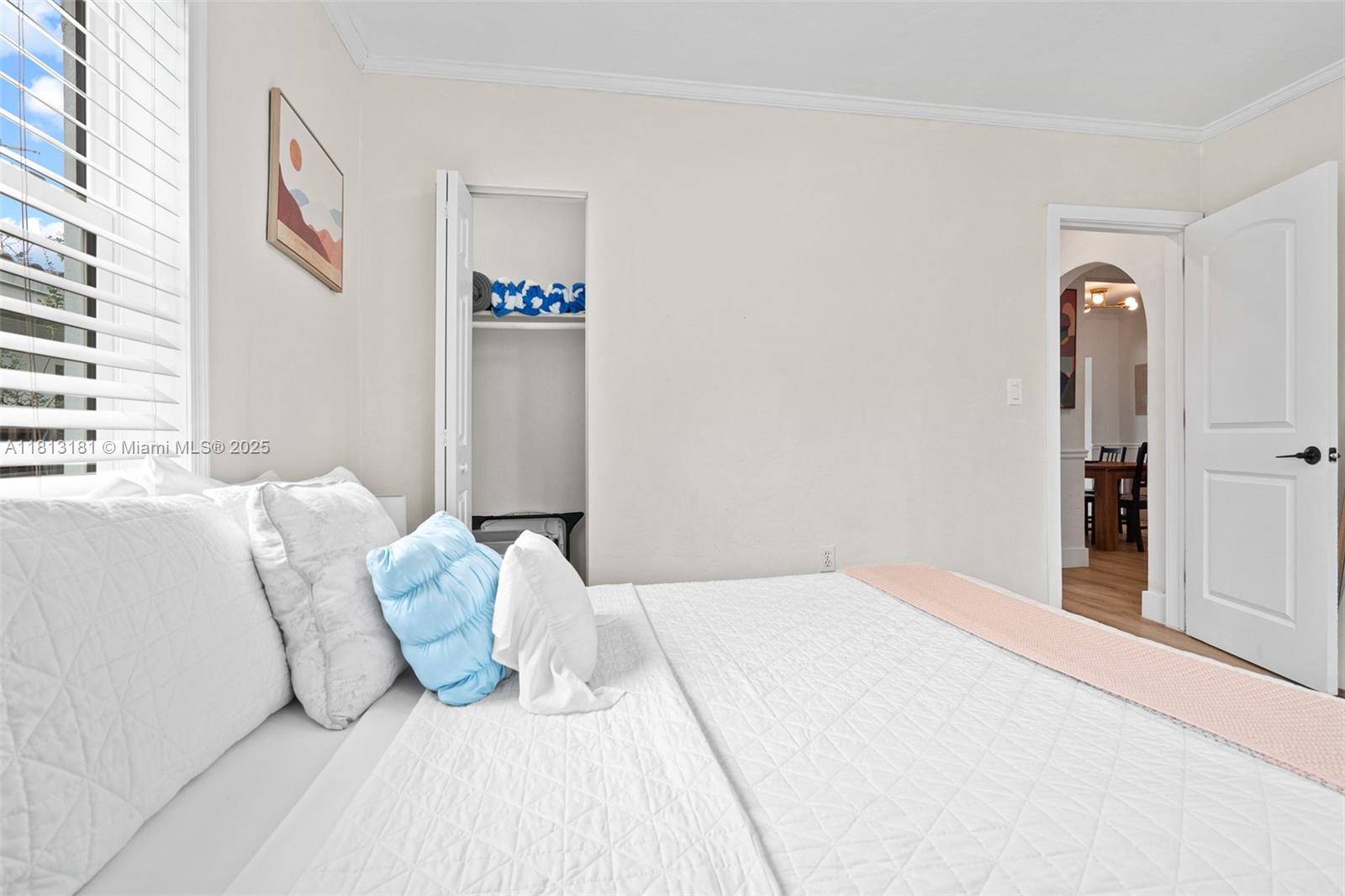 ST JAMES COURT - Residential