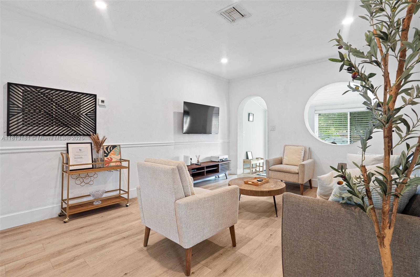 ST JAMES COURT - Residential