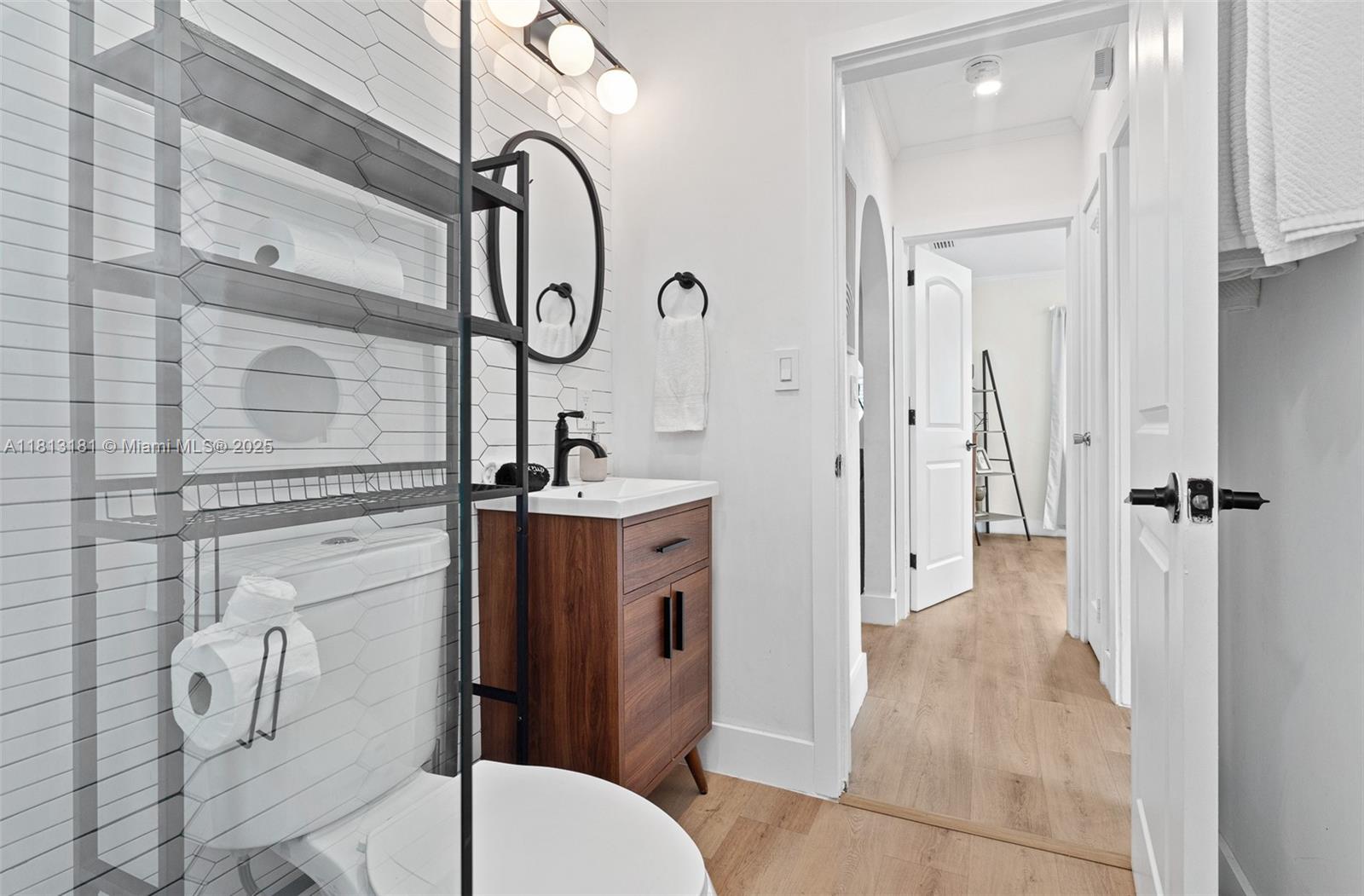 ST JAMES COURT - Residential