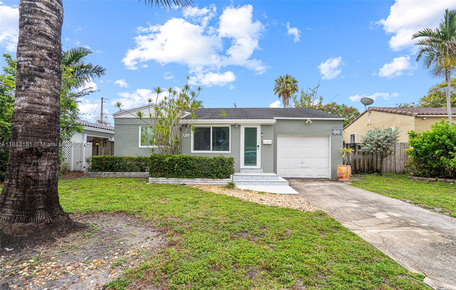 Property for Sale at 1636 Arthur St, Hollywood, Broward County, Florida - Bedrooms: 2 
Bathrooms: 1  - $535,000