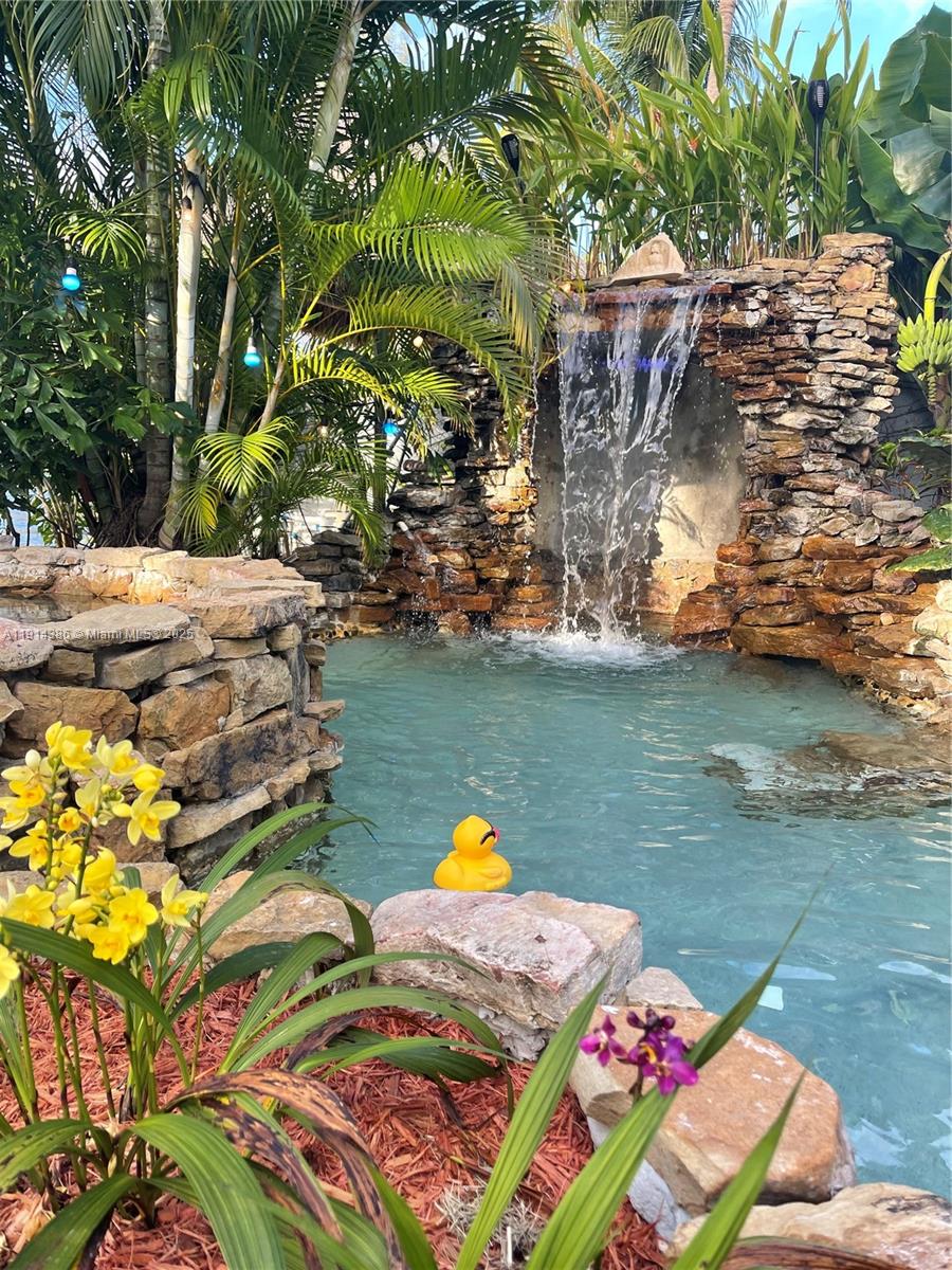 MARINA LAKES - Residential Lease