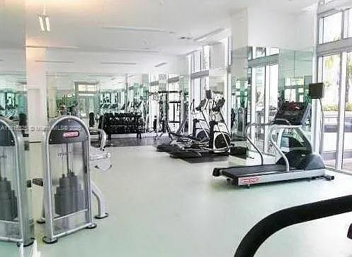 WIND CONDO - Residential Lease