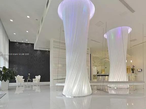WIND CONDO - Residential Lease