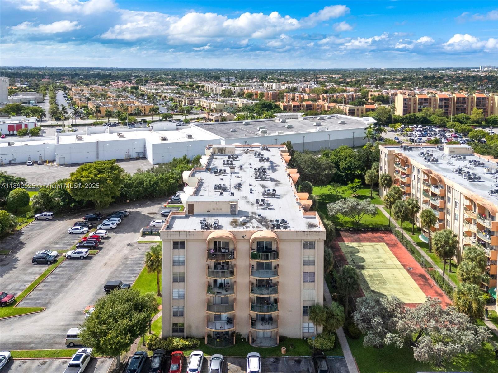 THE FOUNTAINS OF FONTAINE - Residential