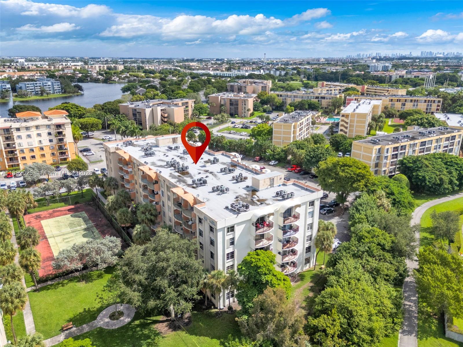 THE FOUNTAINS OF FONTAINE - Residential