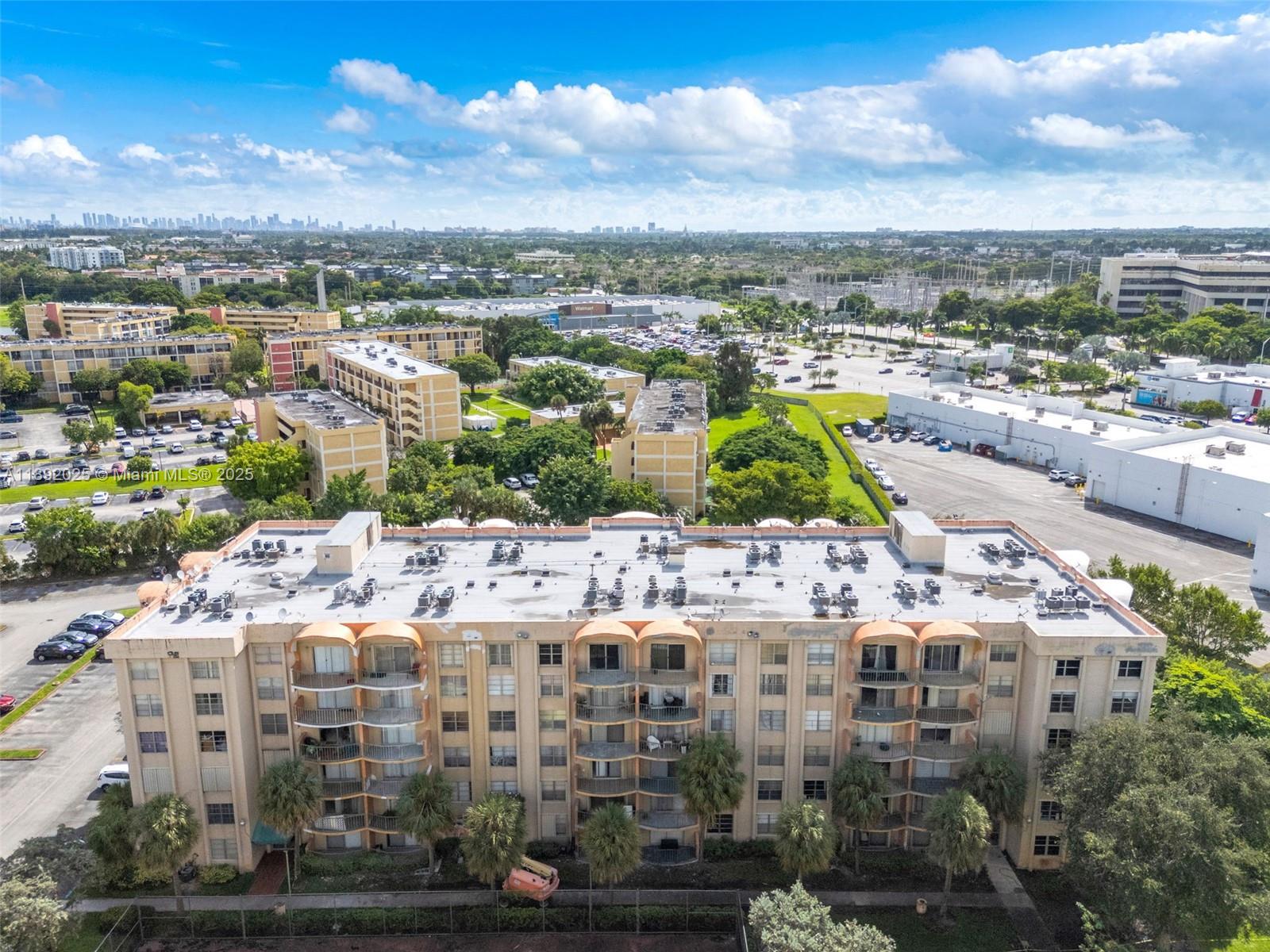 THE FOUNTAINS OF FONTAINE - Residential