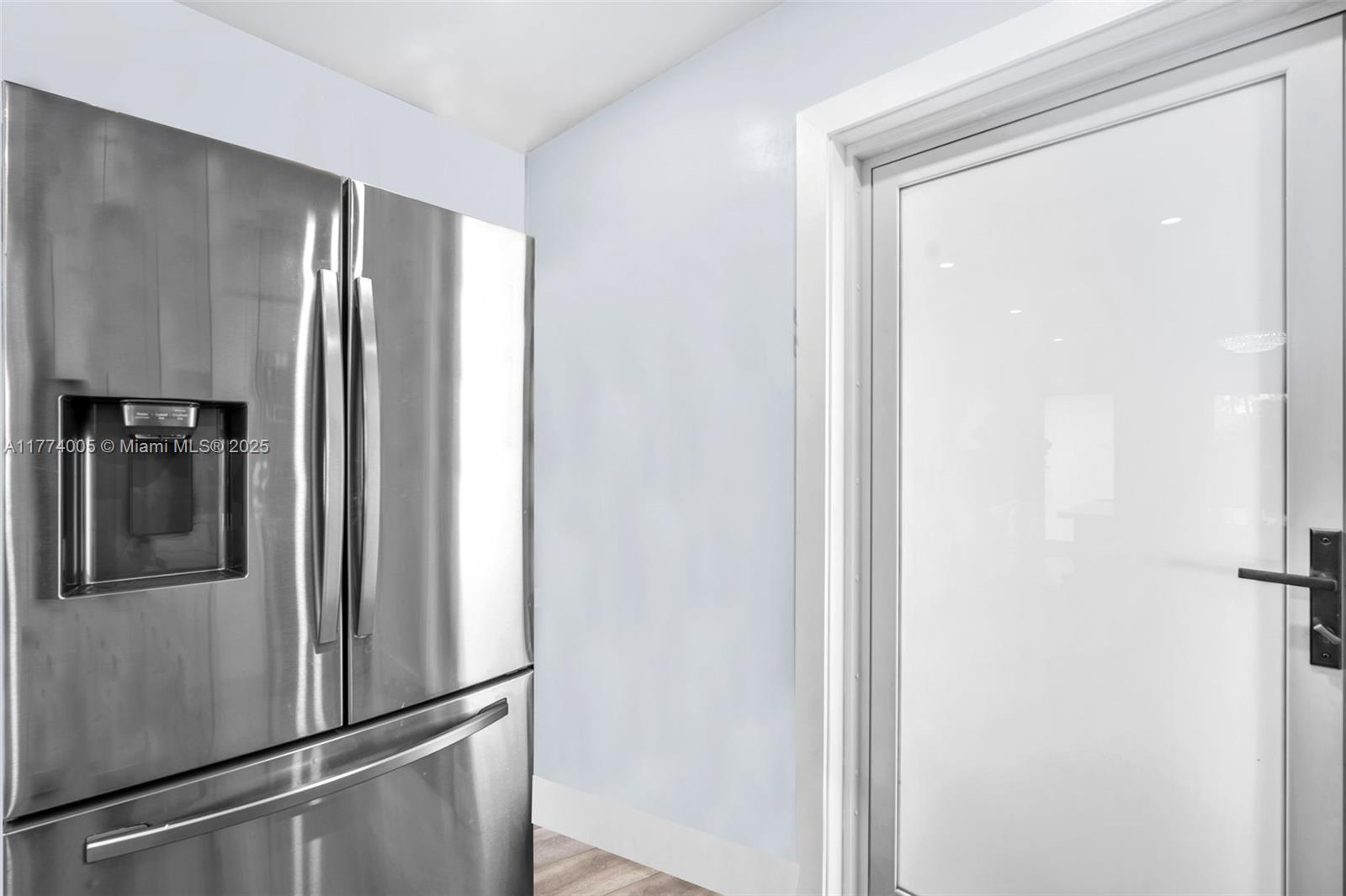 ANSONIA GARDENS - Residential
