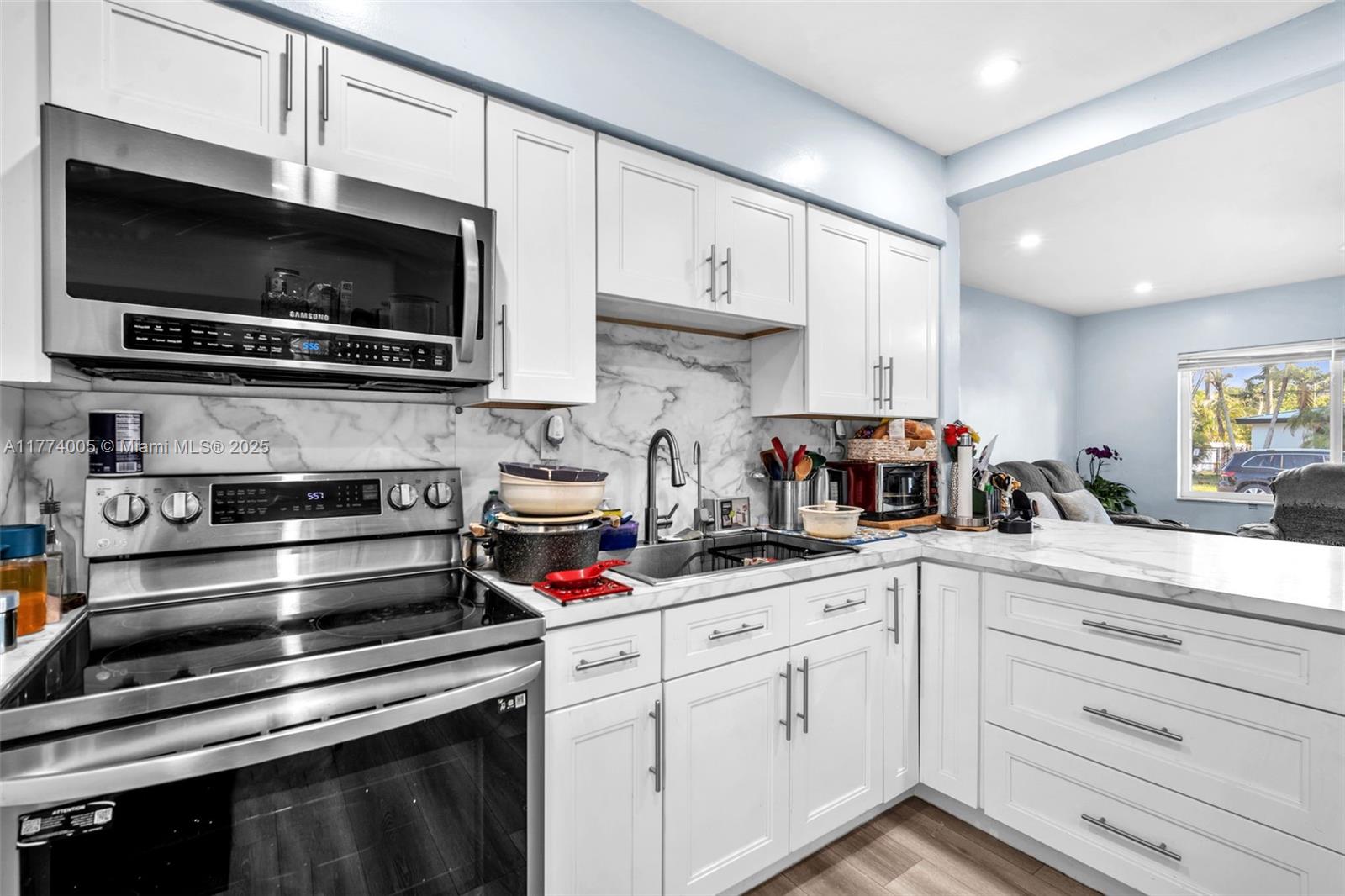 ANSONIA GARDENS - Residential