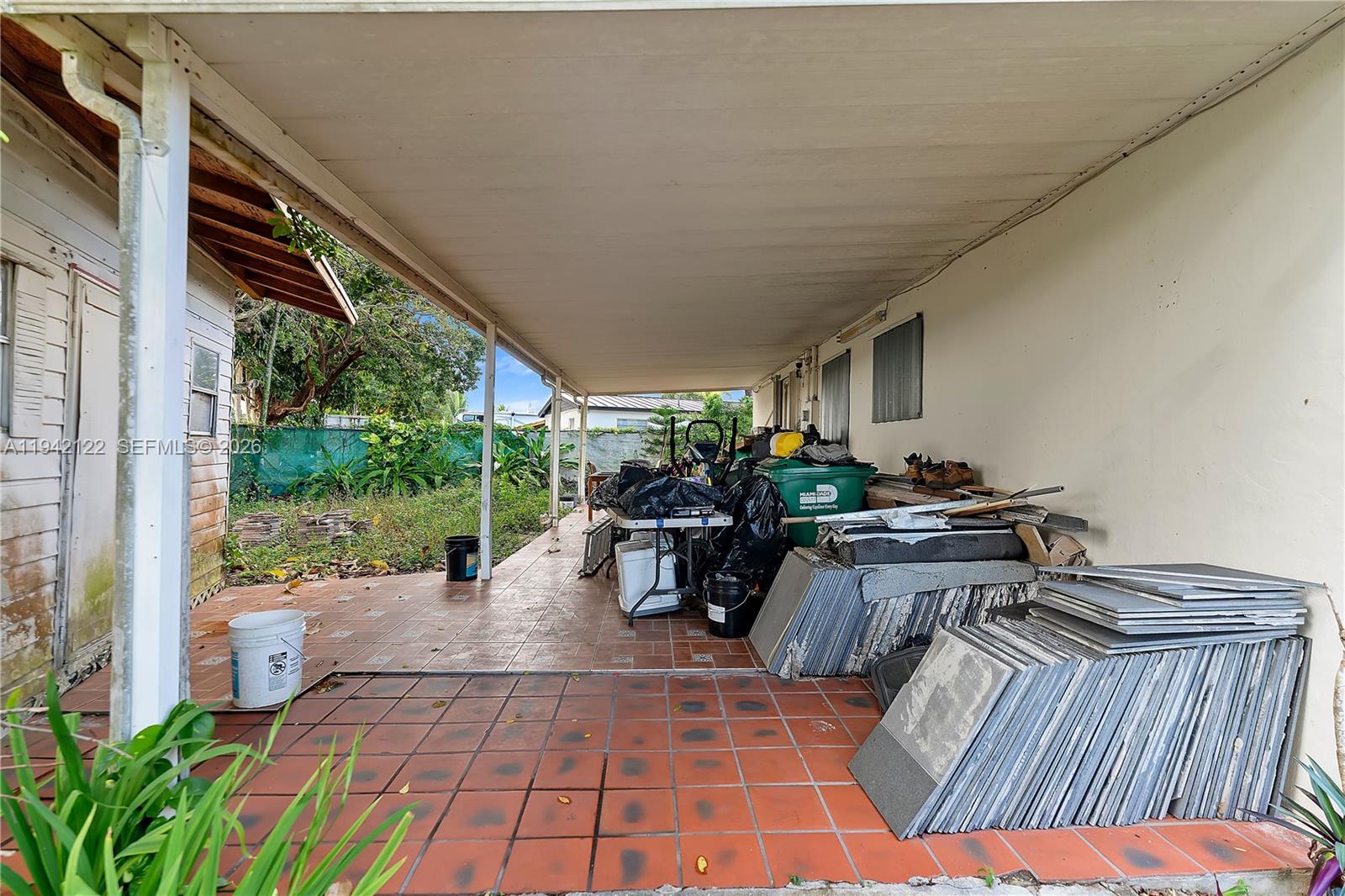 HMSTD LAKE PARK HOMES - Residential