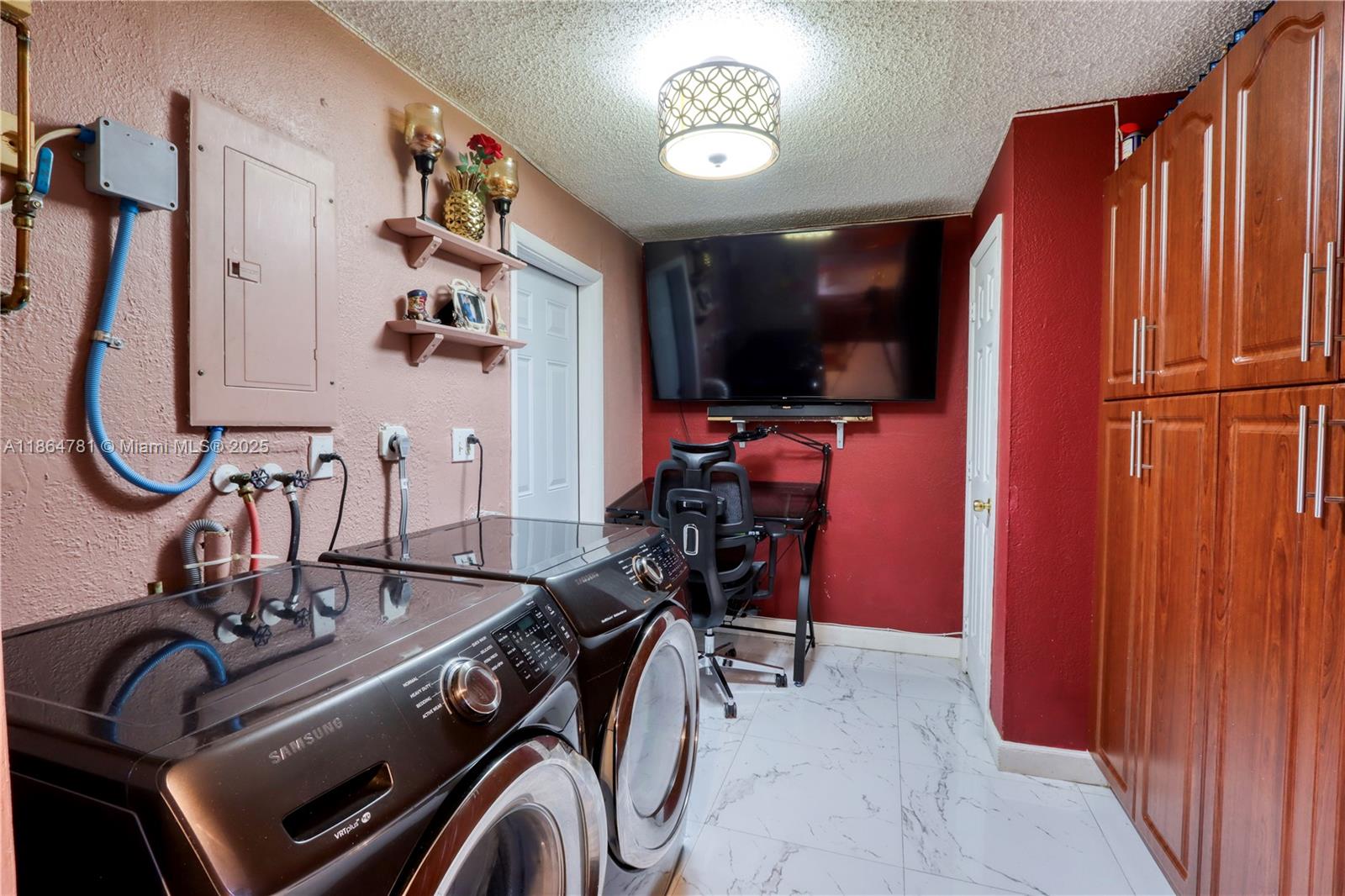 NEWTON HEIGHTS - Residential