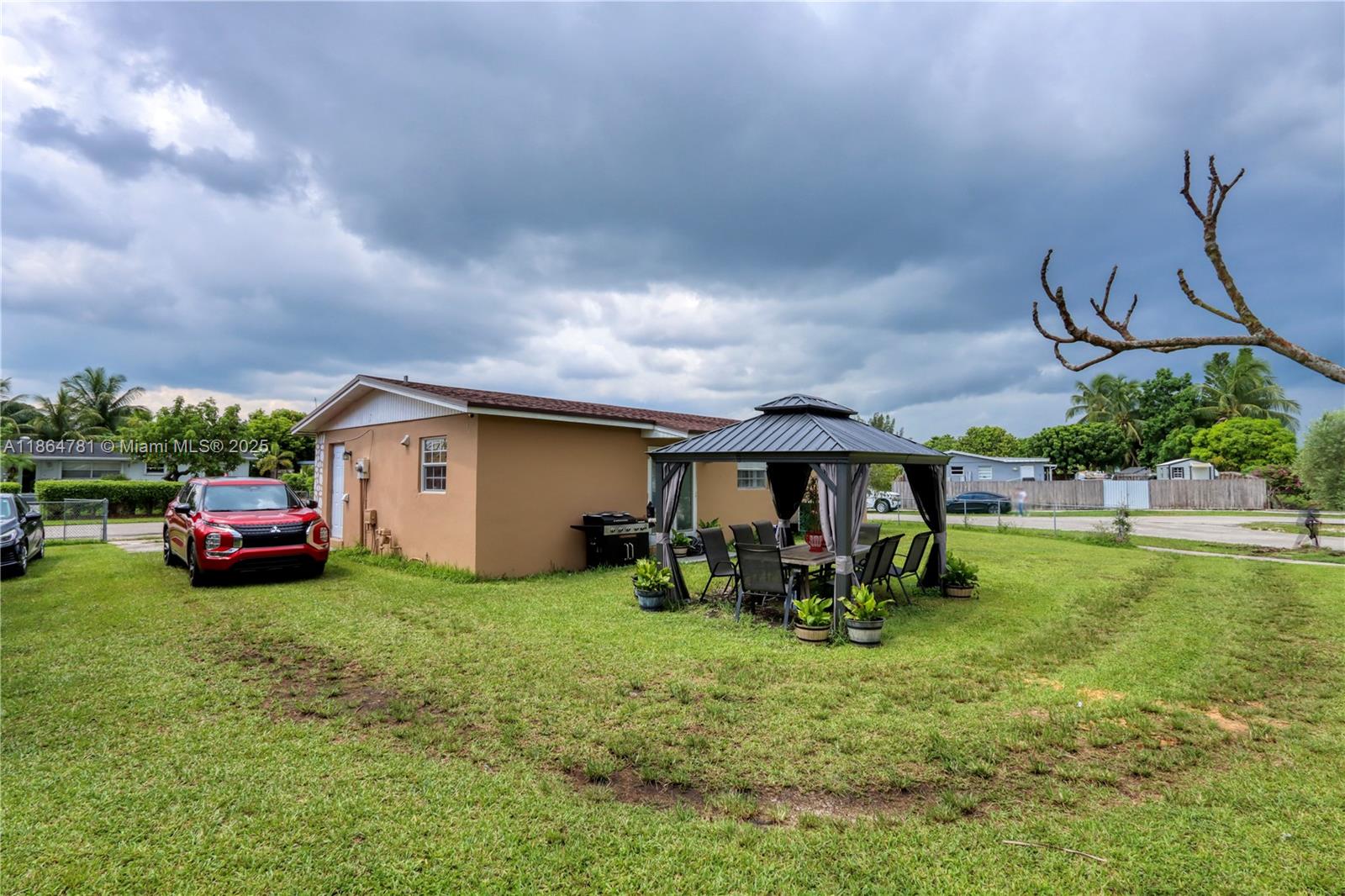 NEWTON HEIGHTS - Residential