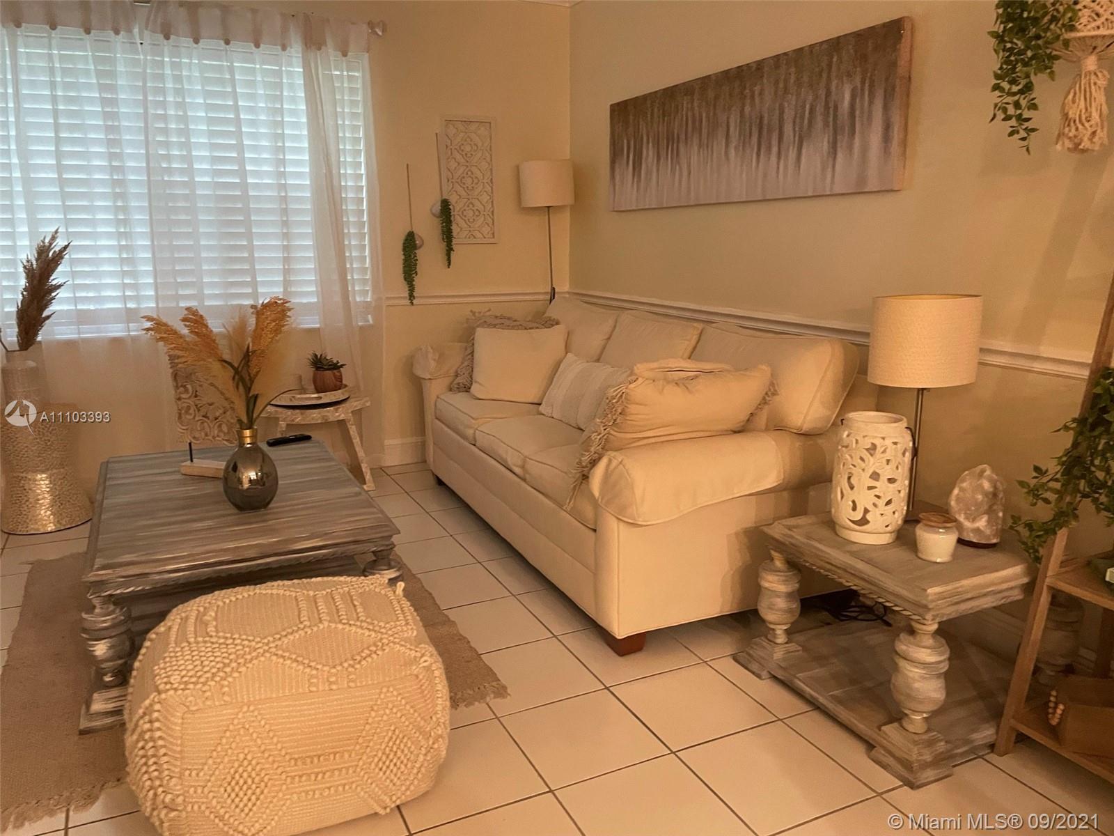 Mayfair apt co-op - Residential Lease