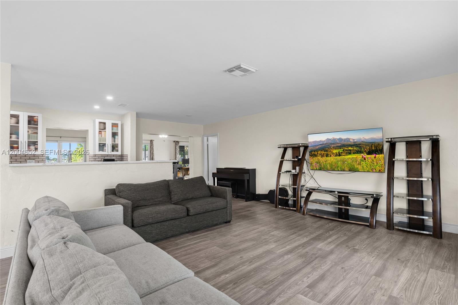 WESTWOOD COMMUNITY 3 - Residential