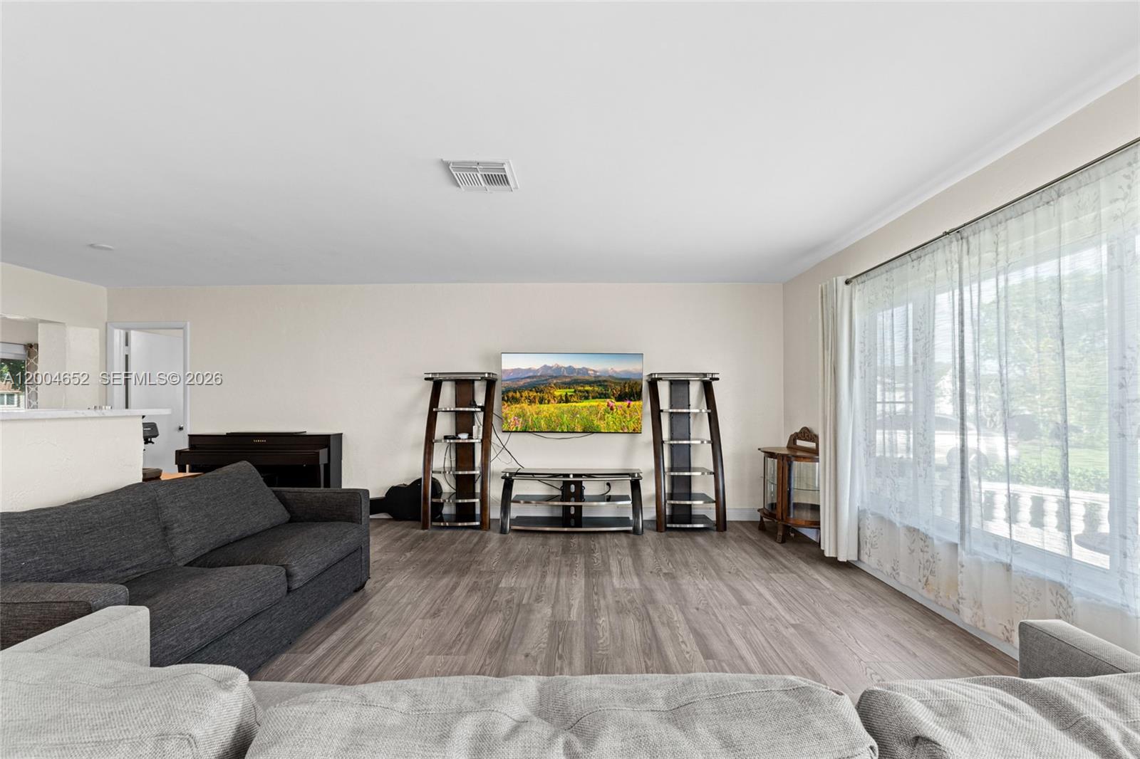 WESTWOOD COMMUNITY 3 - Residential