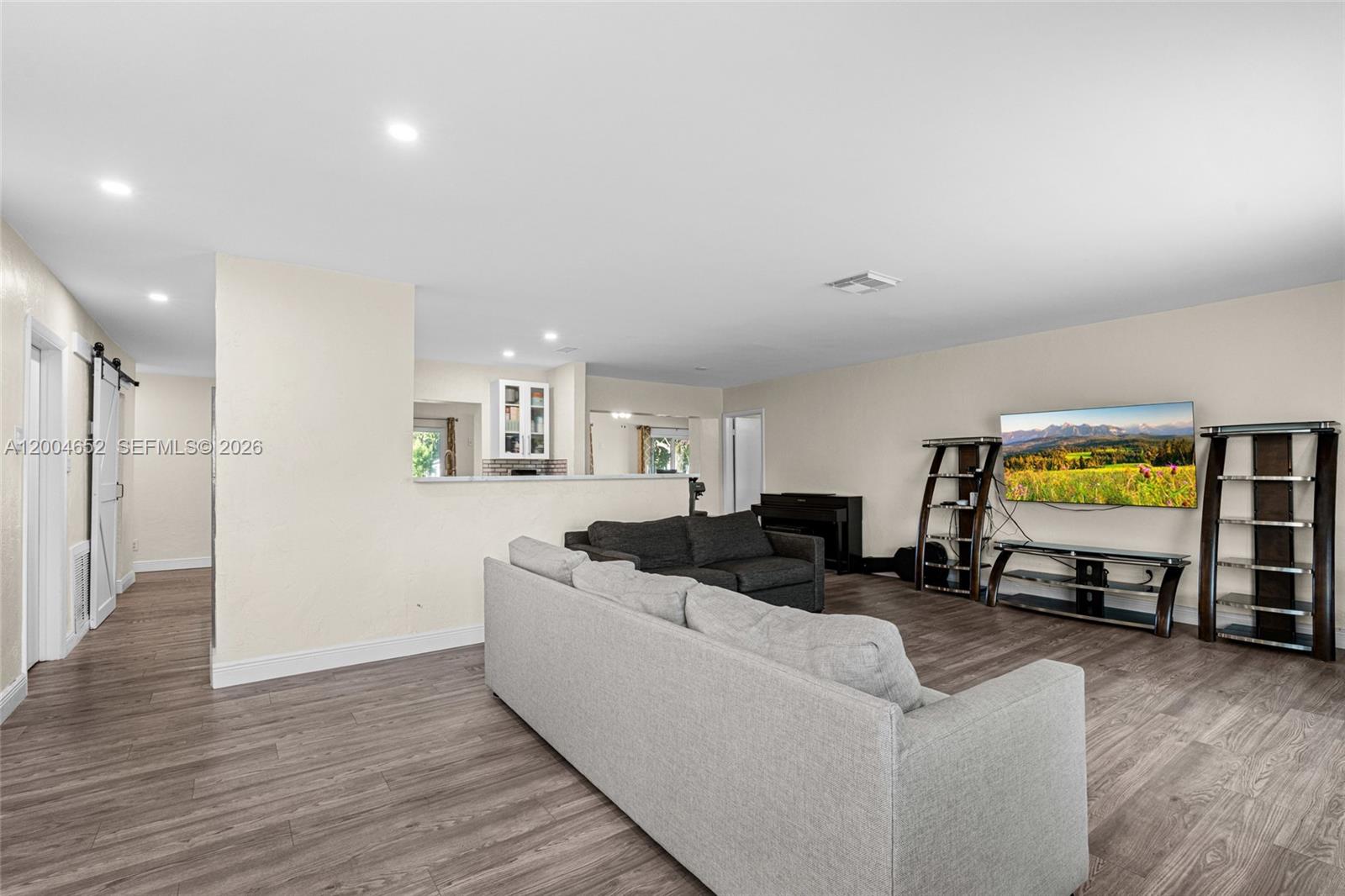 WESTWOOD COMMUNITY 3 - Residential