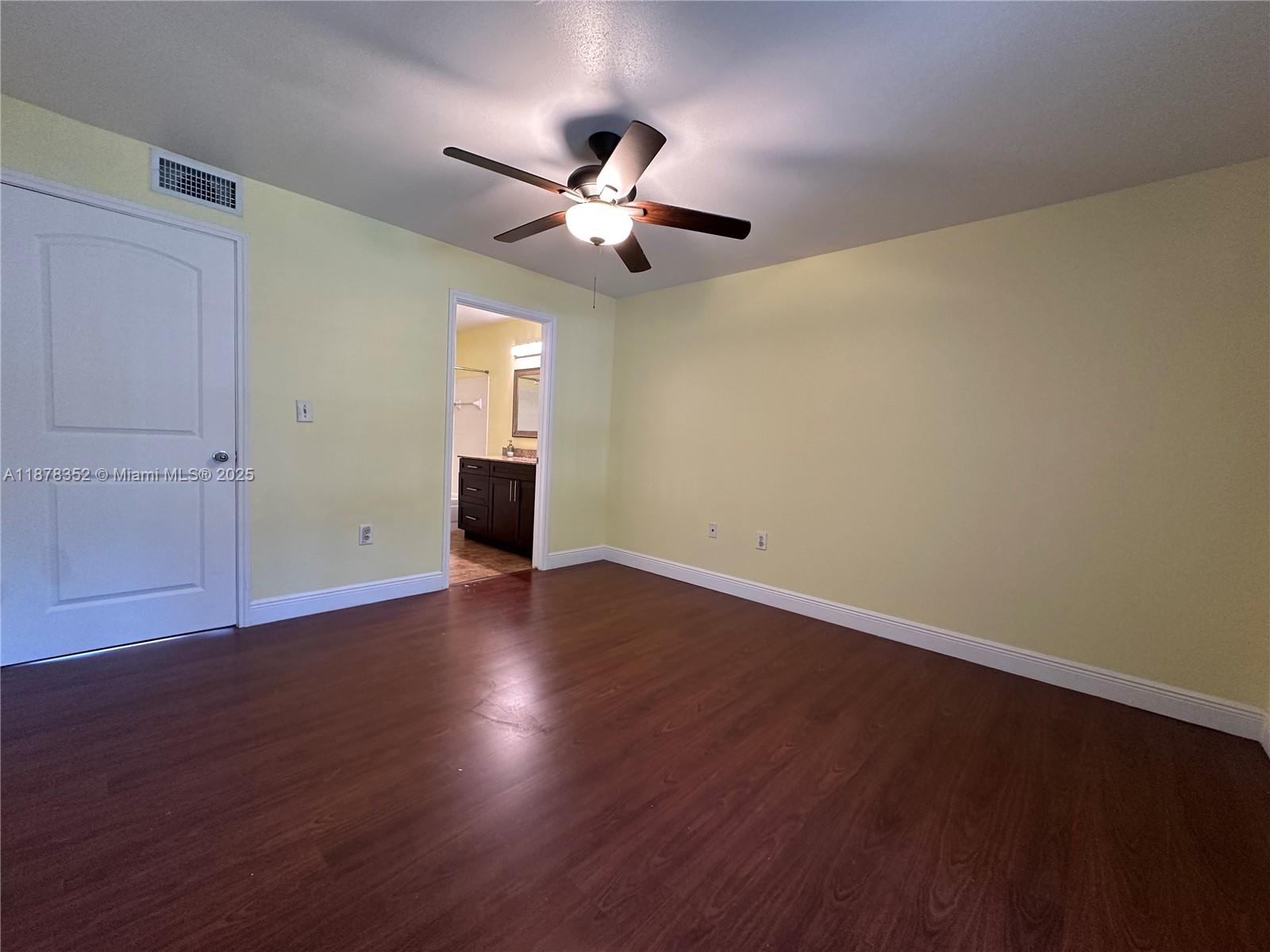 SAILBOAT POINTE CONDO - Residential