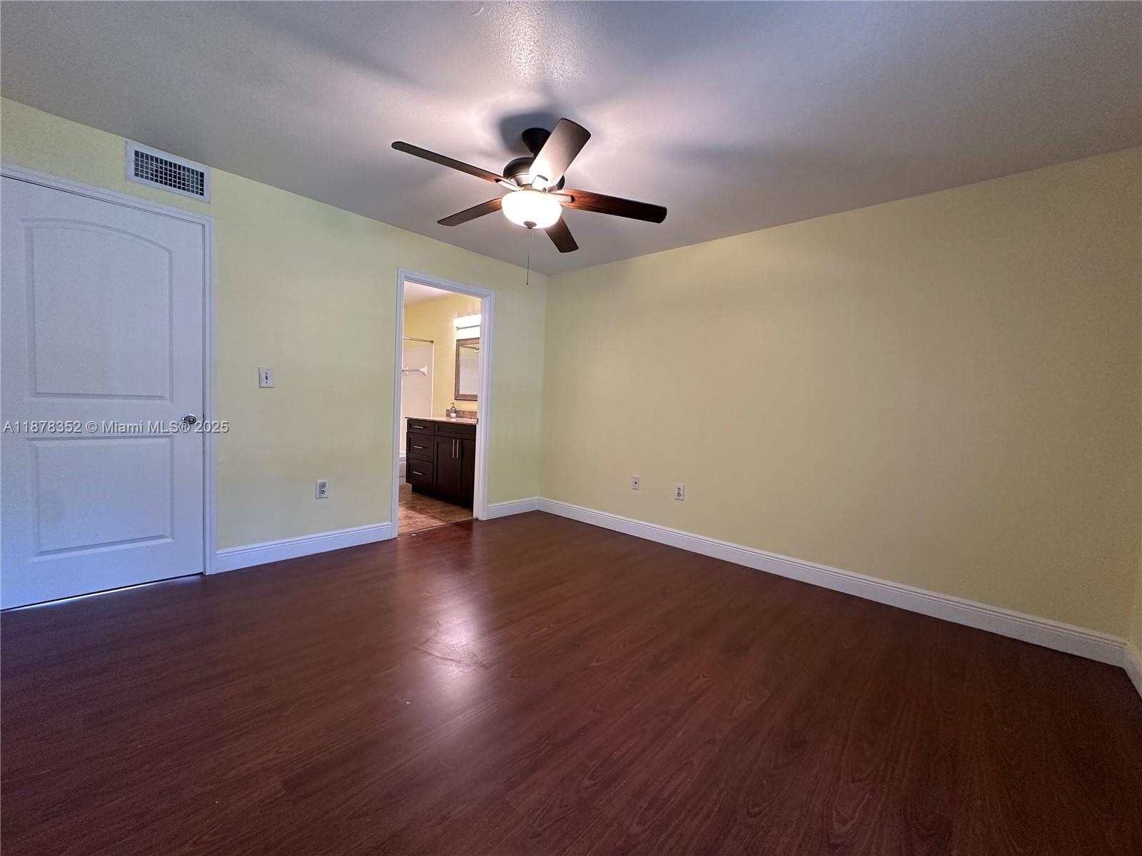 SAILBOAT POINTE CONDO - Residential
