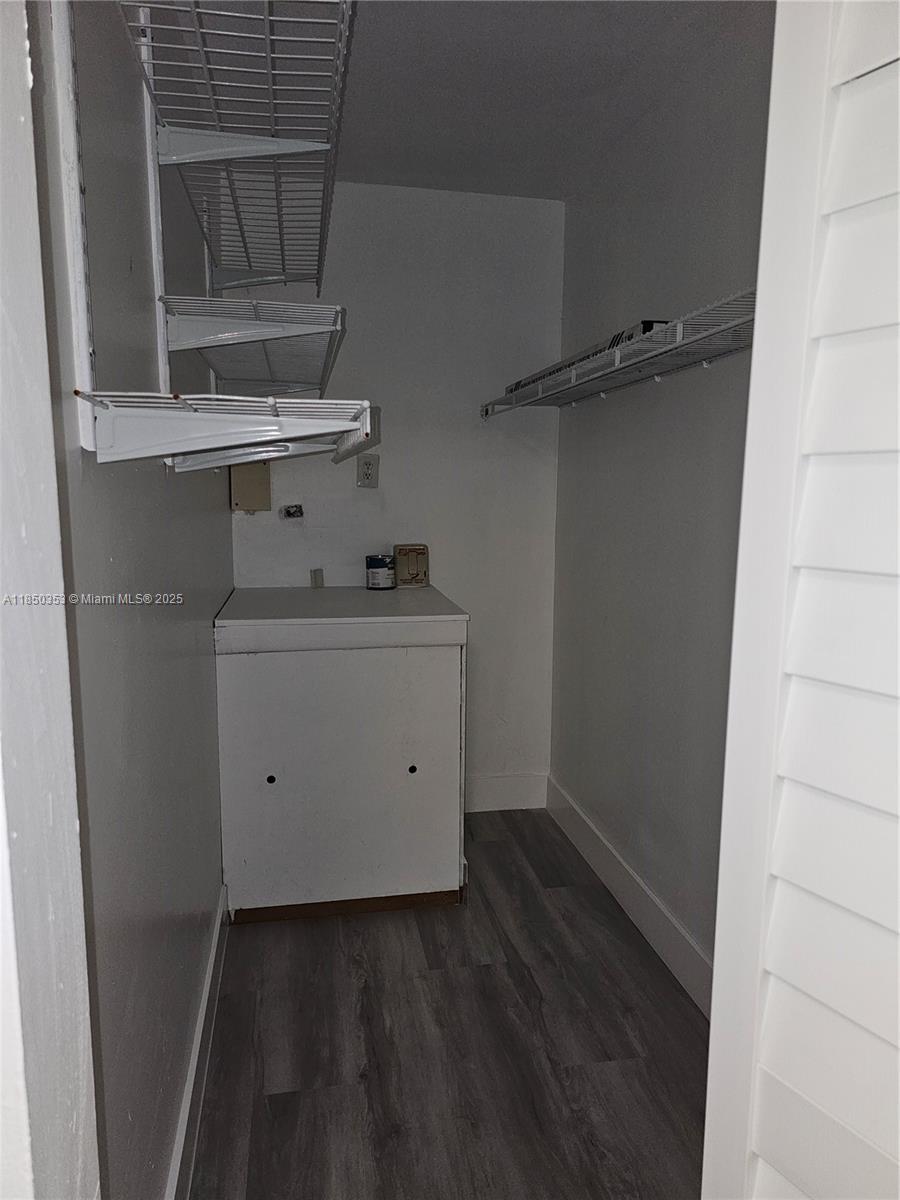 NEW HAMPTON AT CENTURY VI - Residential Lease