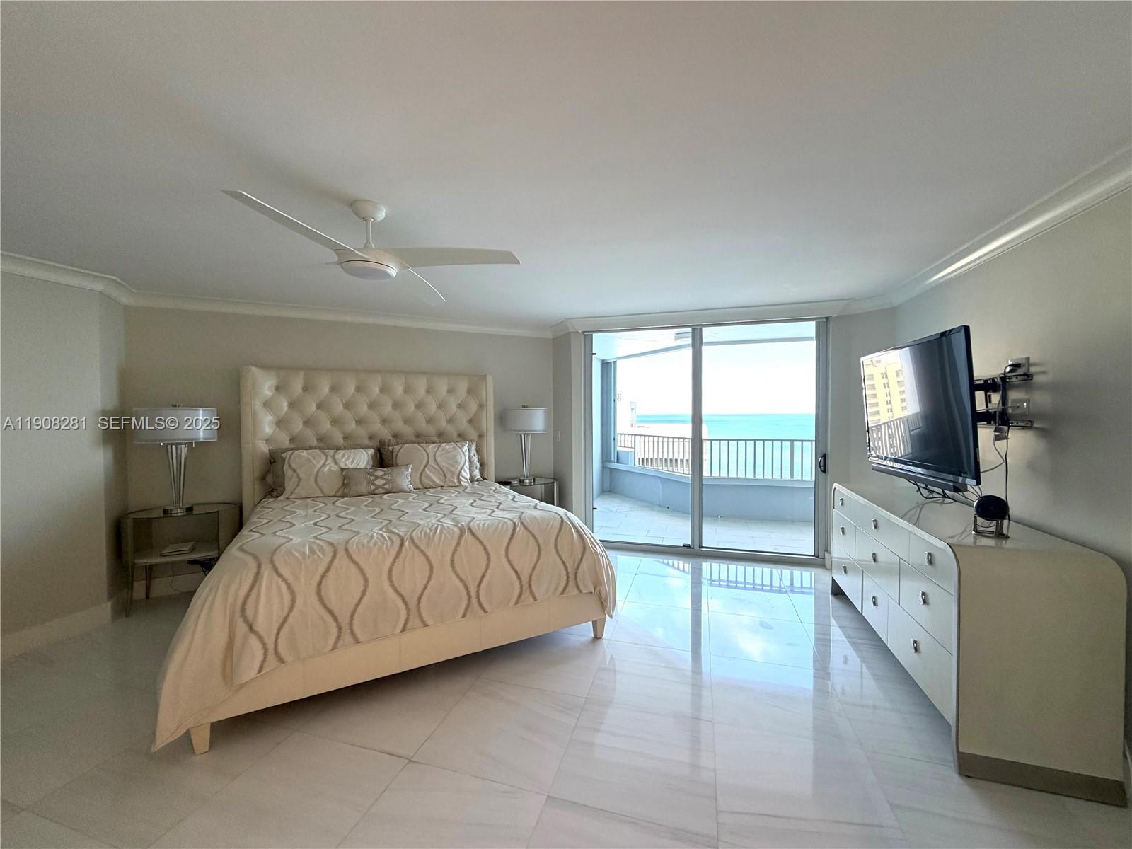 CORNICHE CONDO - Residential