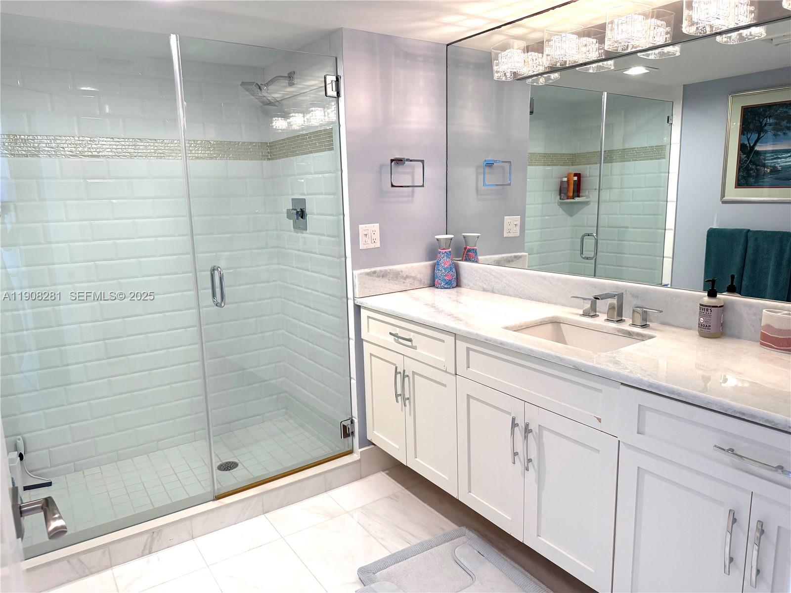 CORNICHE CONDO - Residential