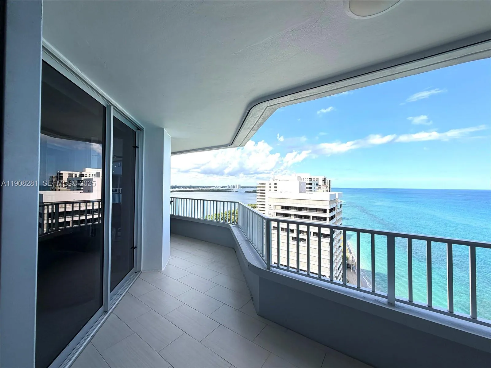 Singer Island, Florida, 33404, United States, 3 Bedrooms Bedrooms, ,3 BathroomsBathrooms,Residential,Active,1985820