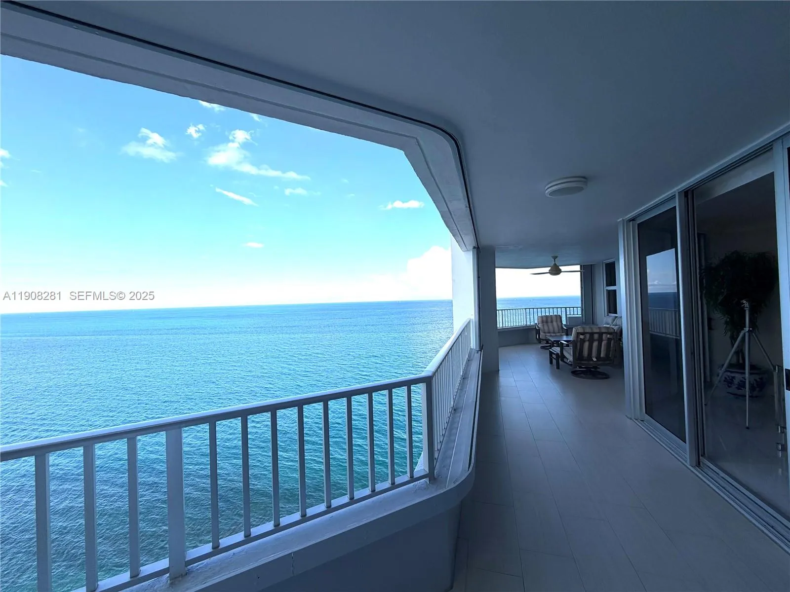 Singer Island, Florida, 33404, United States, 3 Bedrooms Bedrooms, ,3 BathroomsBathrooms,Residential,Active,1985820