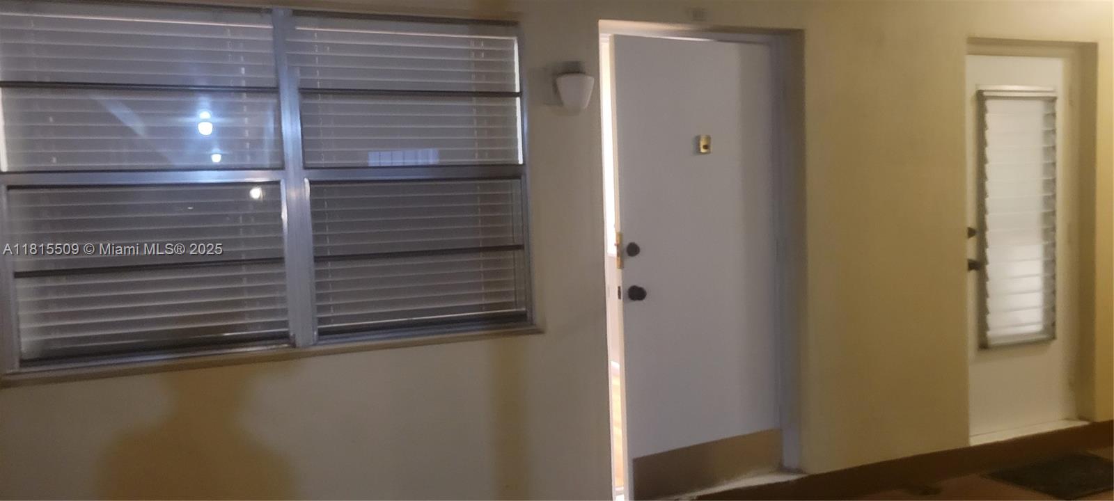 HAMPTON COURT CONDO - Residential