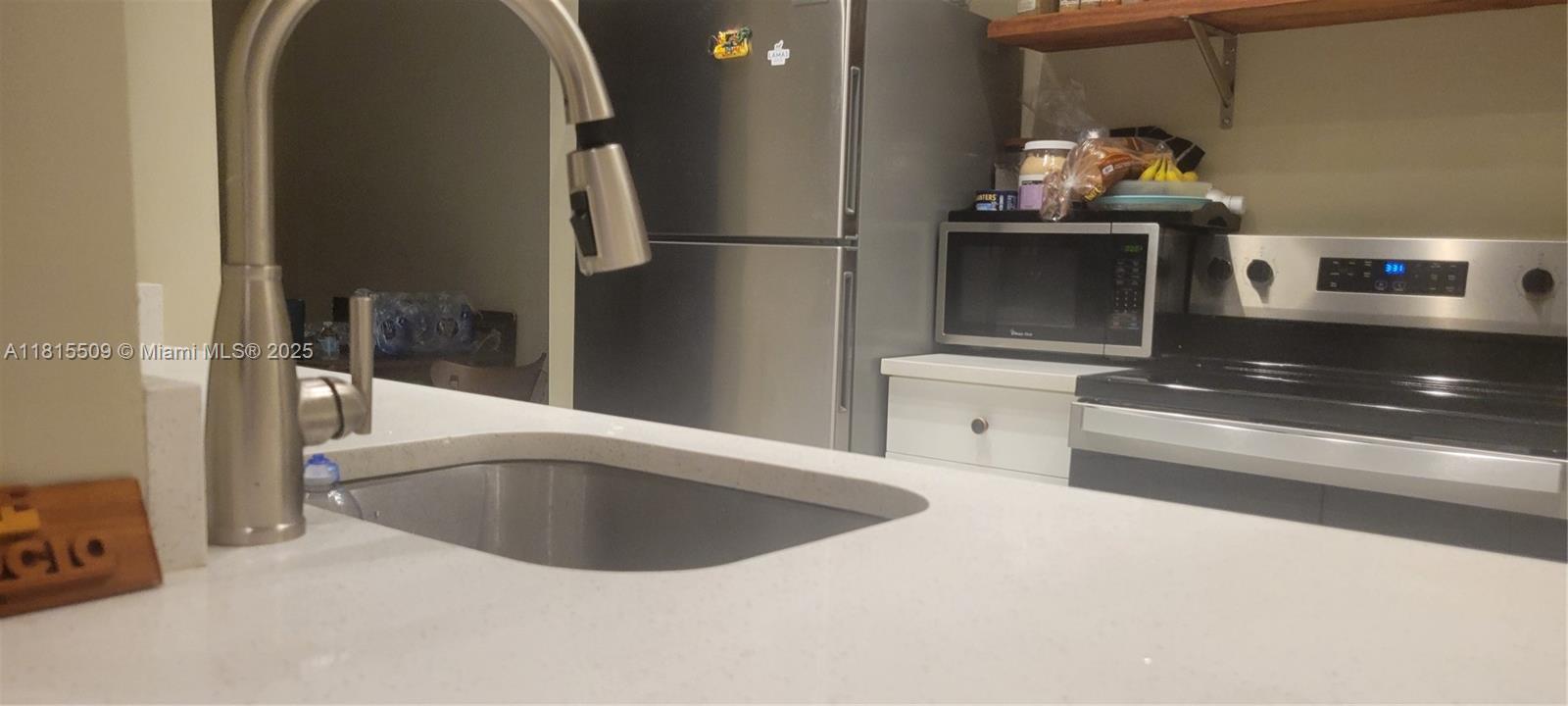 HAMPTON COURT CONDO - Residential