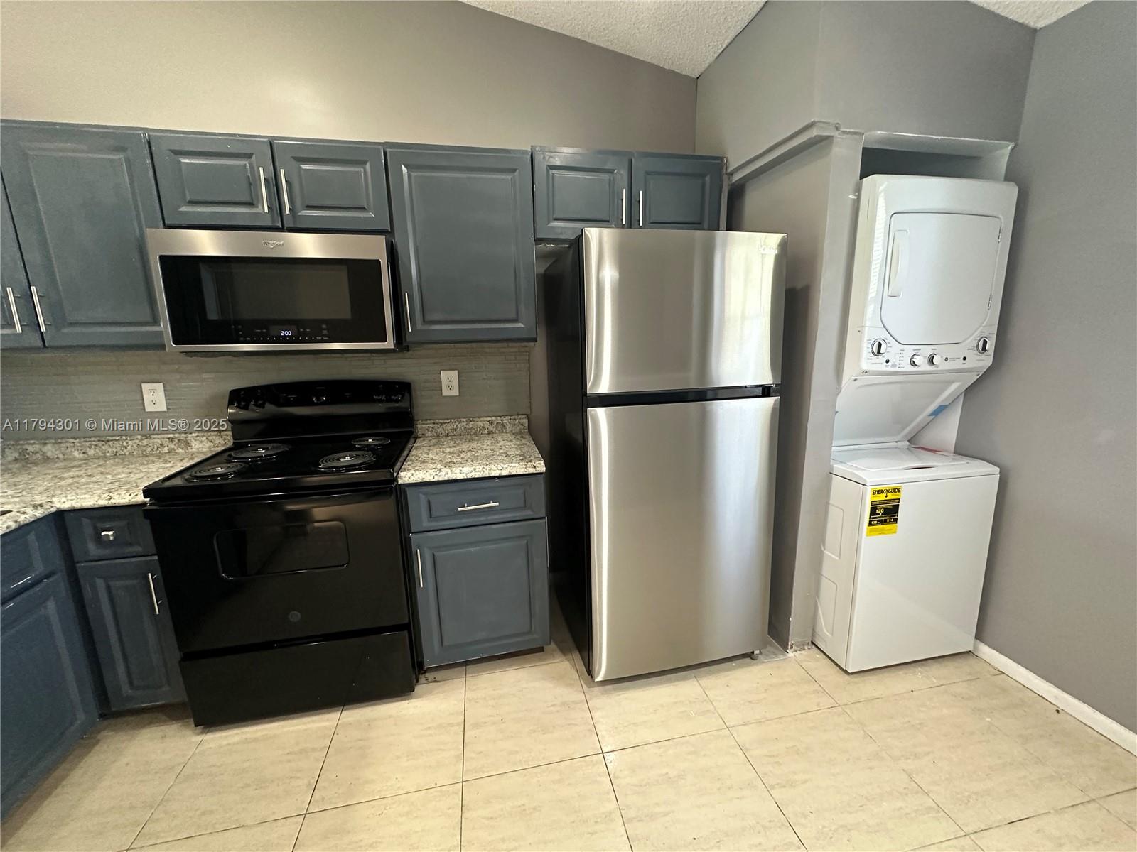 View photos, virtual tours, details... 2511 NW 56th Ave 12-25