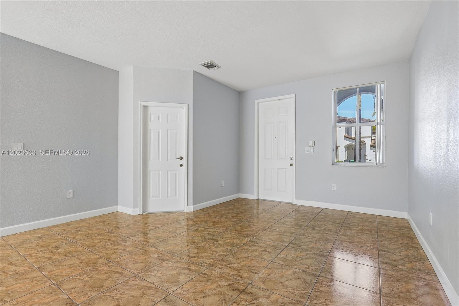 DORAL ISLES NORTH SEC TWO - Residential