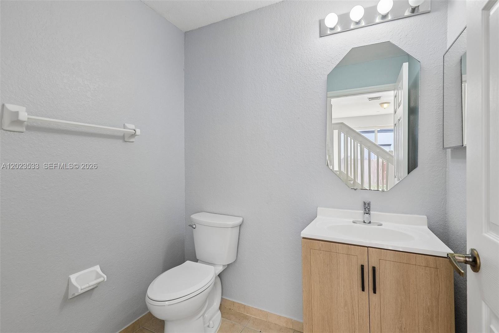 DORAL ISLES NORTH SEC TWO - Residential