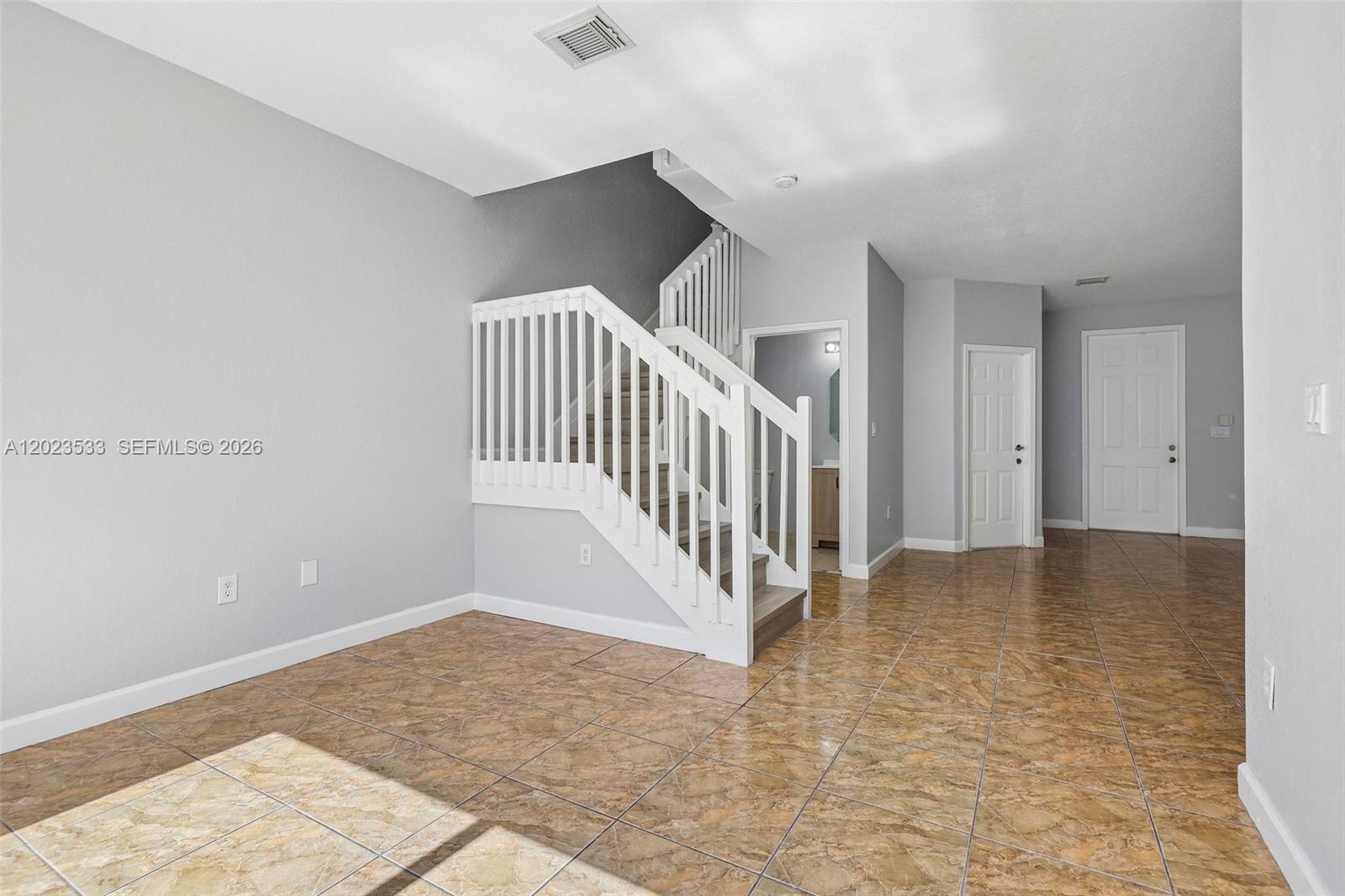DORAL ISLES NORTH SEC TWO - Residential