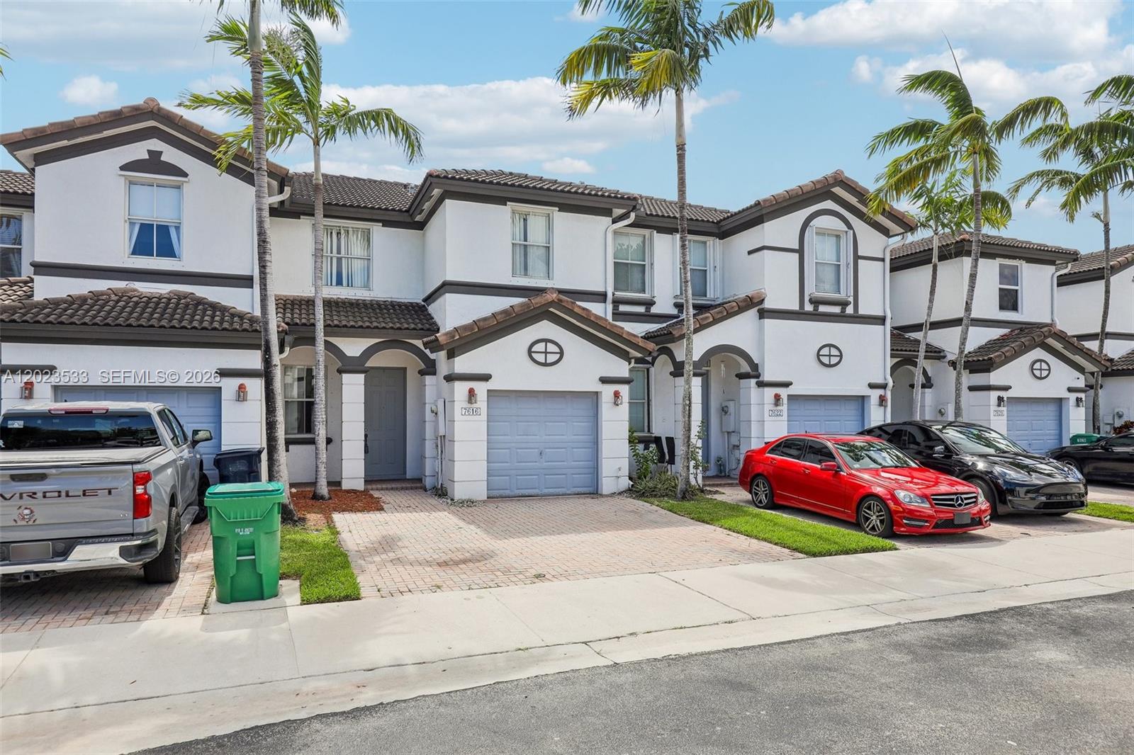 DORAL ISLES NORTH SEC TWO - Residential