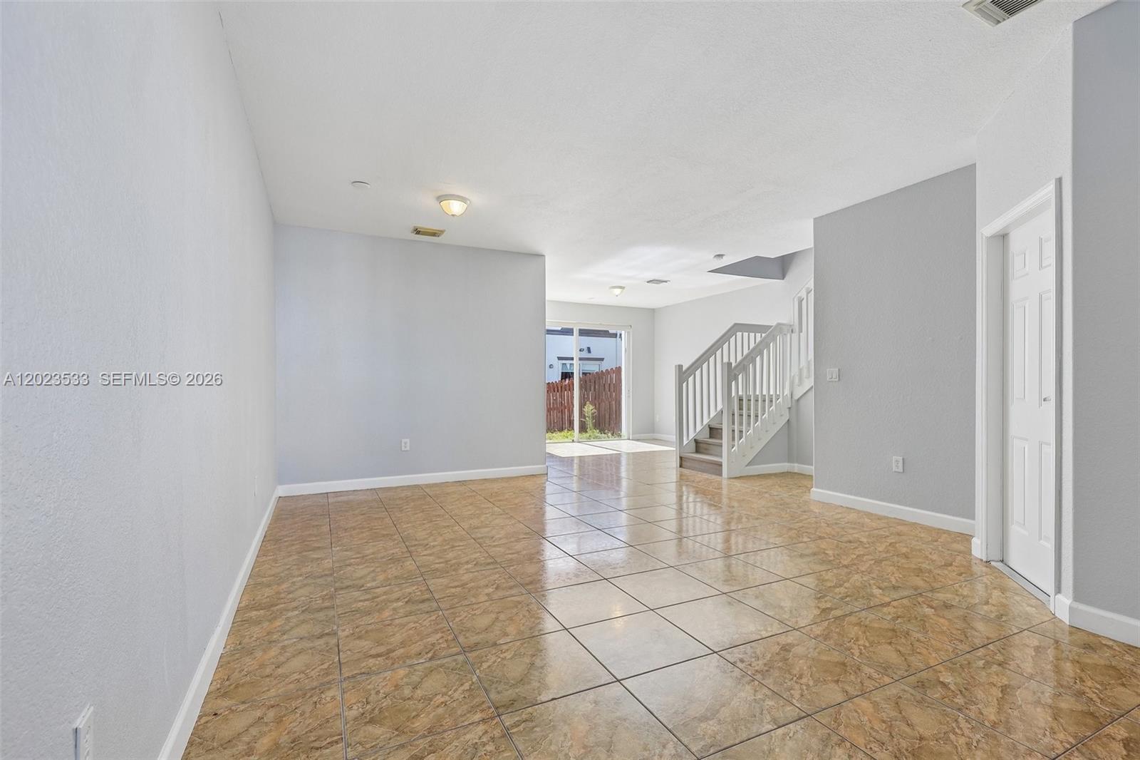 DORAL ISLES NORTH SEC TWO - Residential