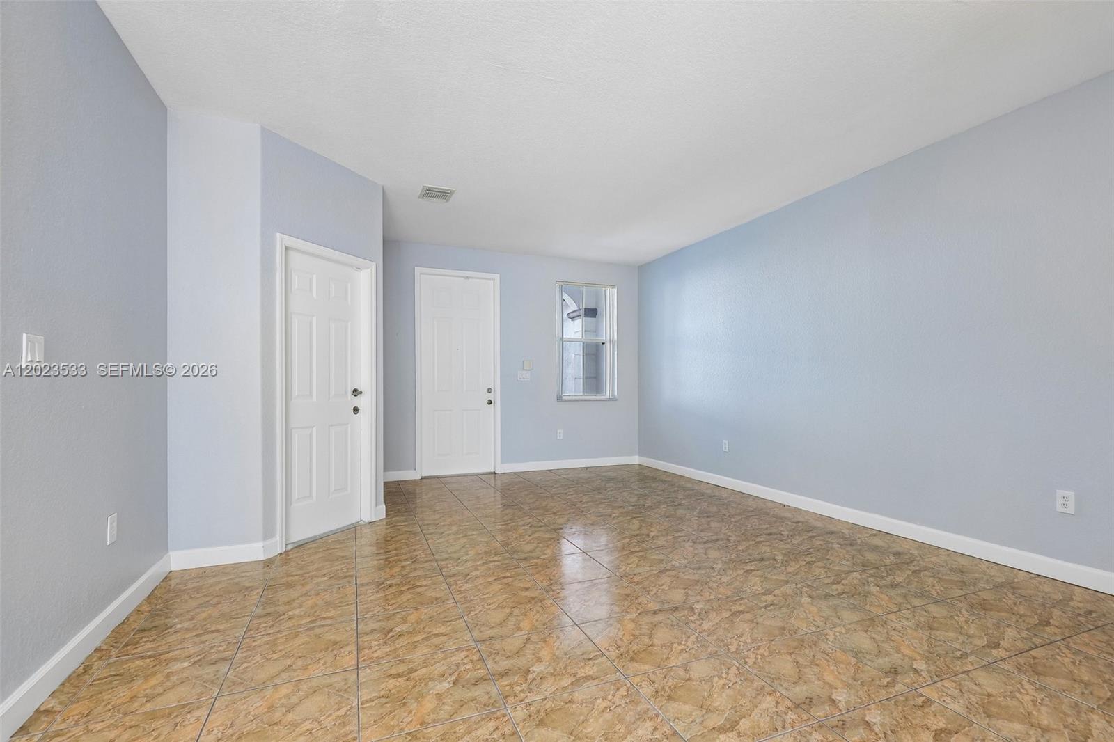 DORAL ISLES NORTH SEC TWO - Residential